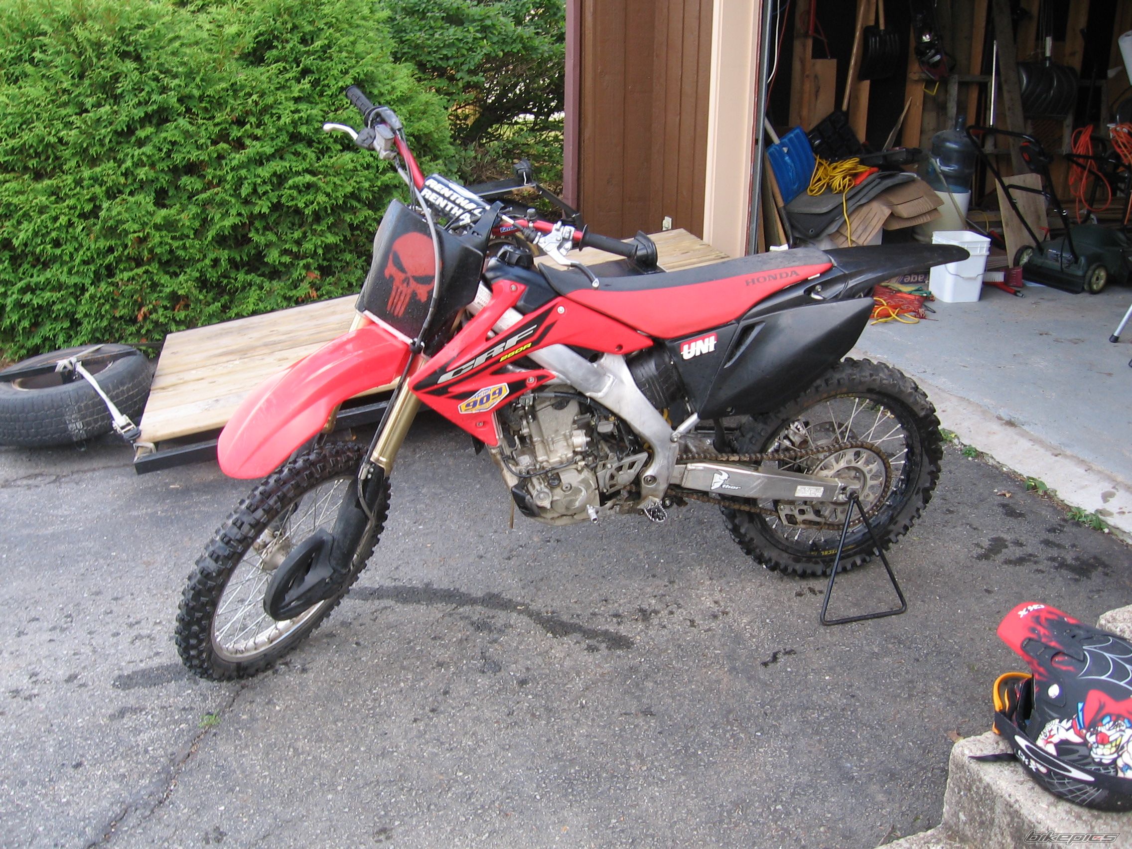 Photo 1544745