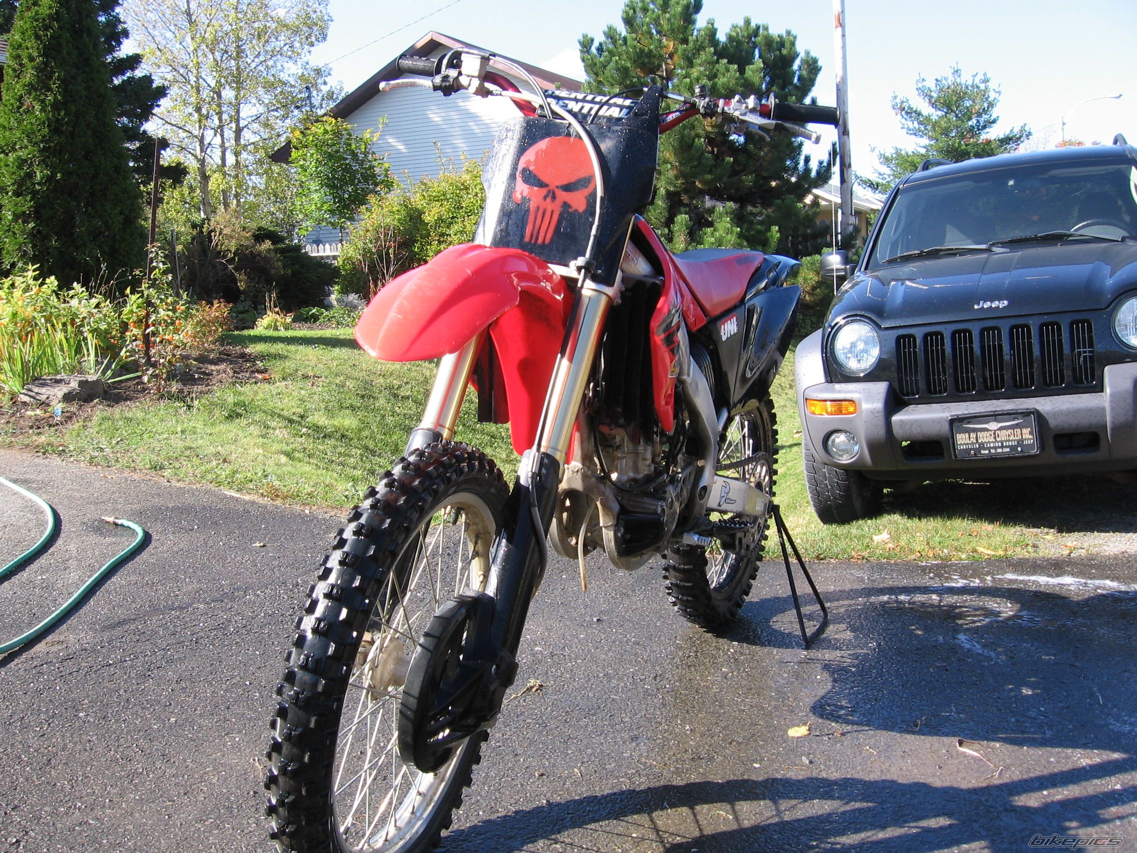 Photo 1544749