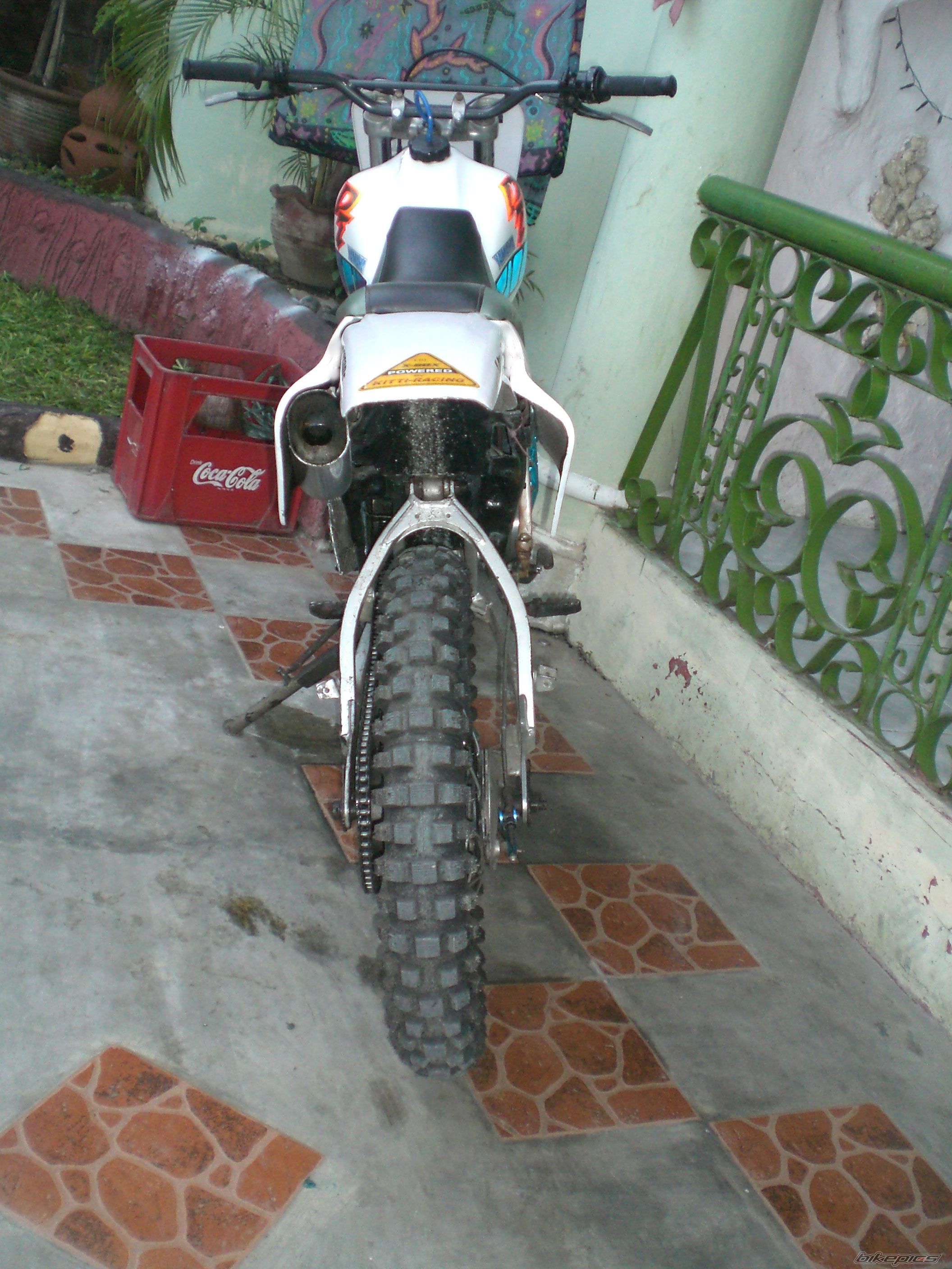 Photo 1544814