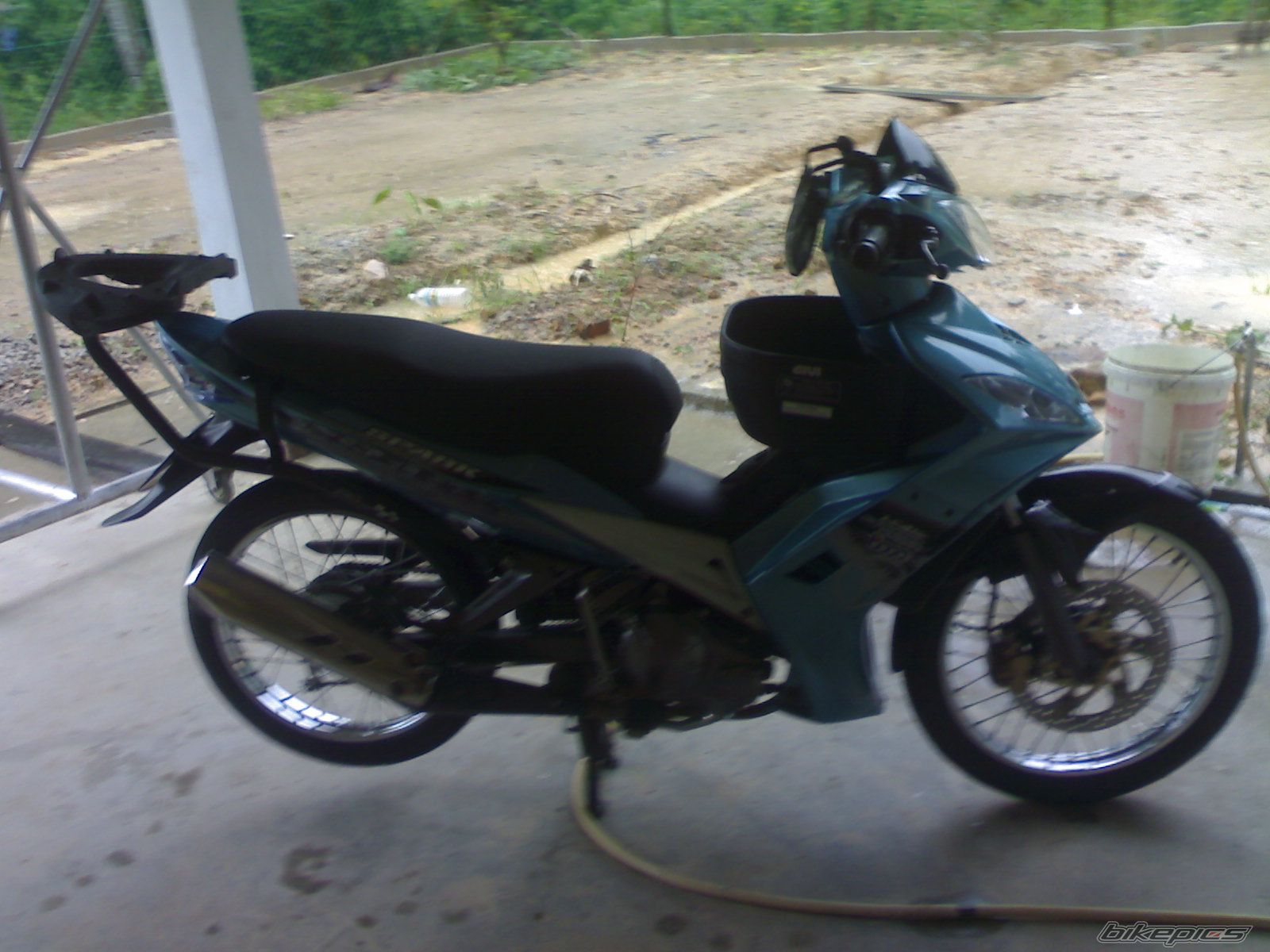 Photo 1544863