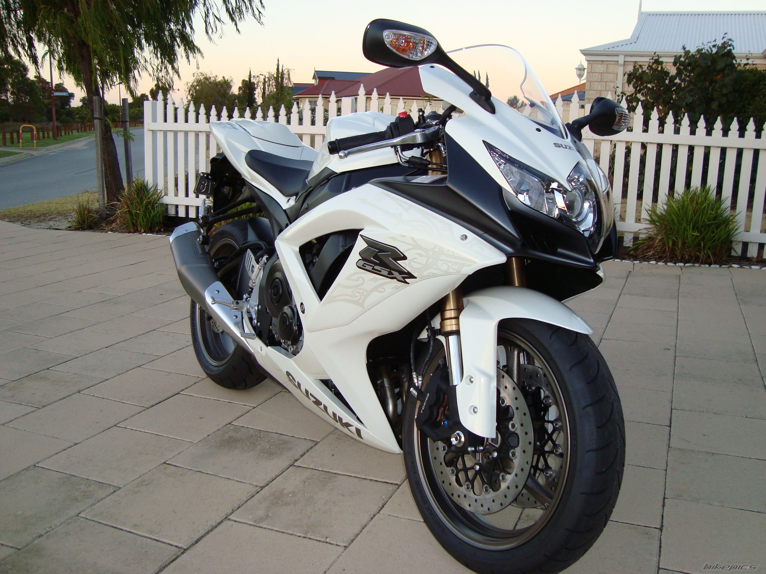 Bike Photo 1544883