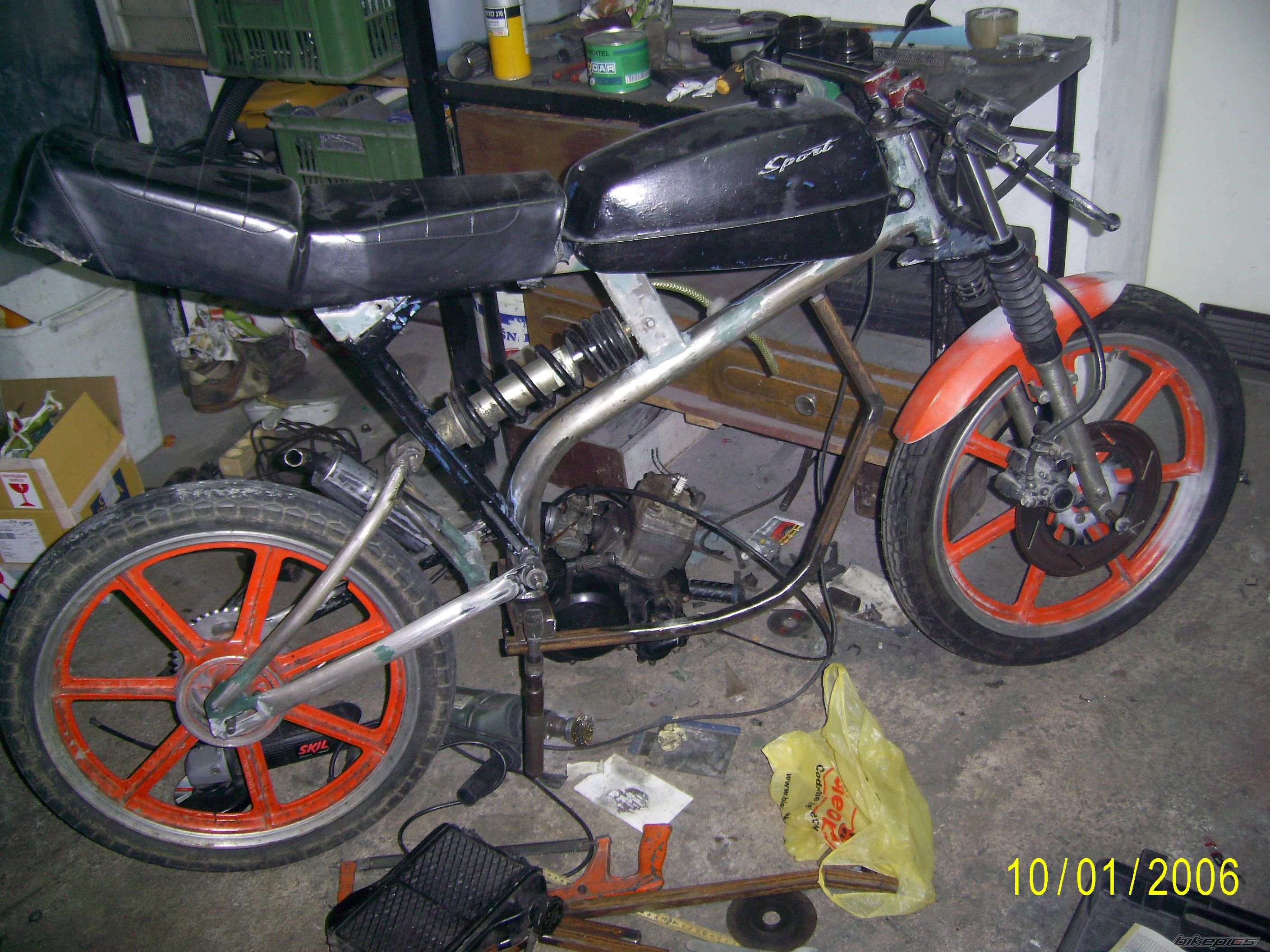Photo 1544988