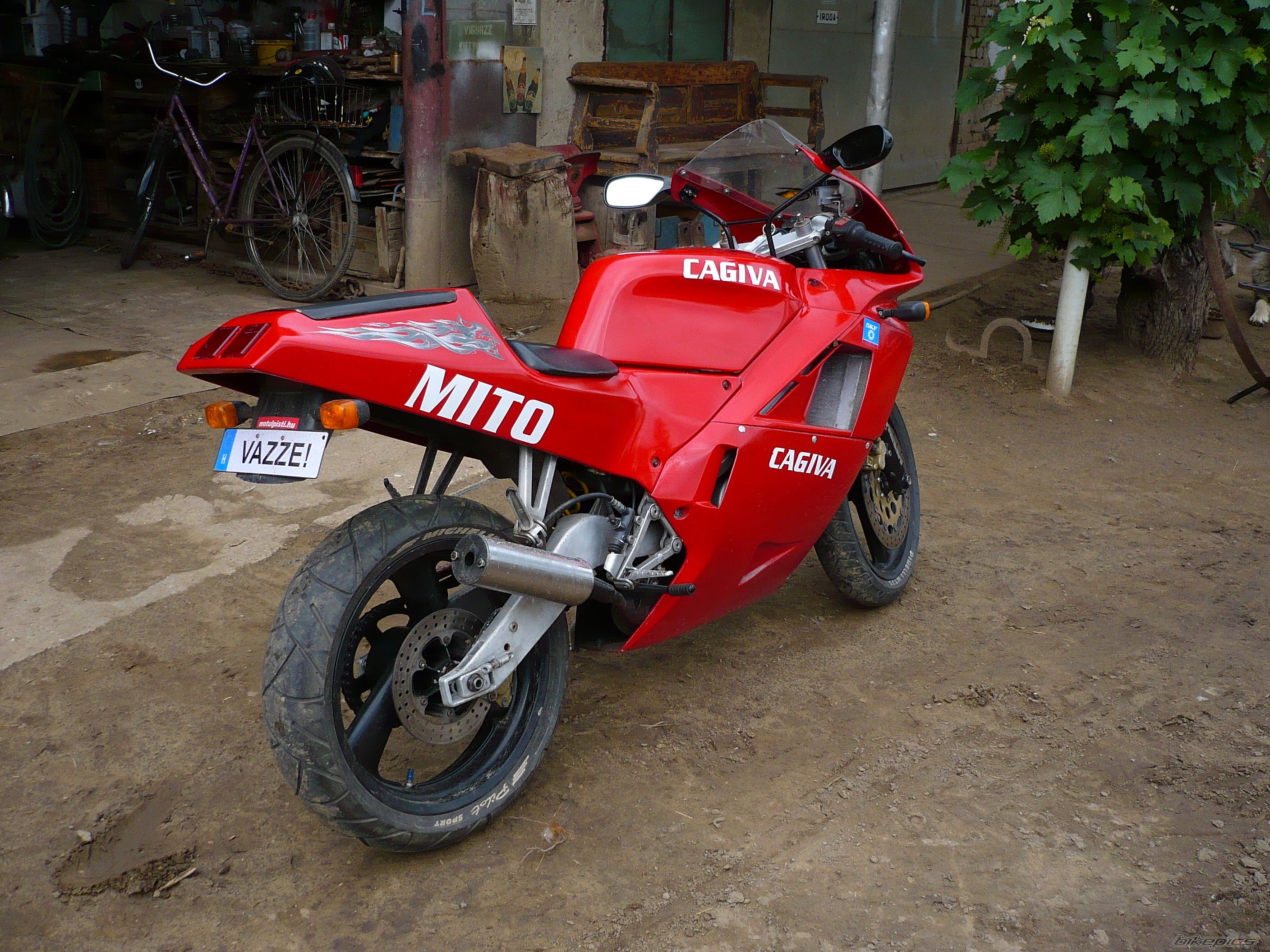 Photo 1545071