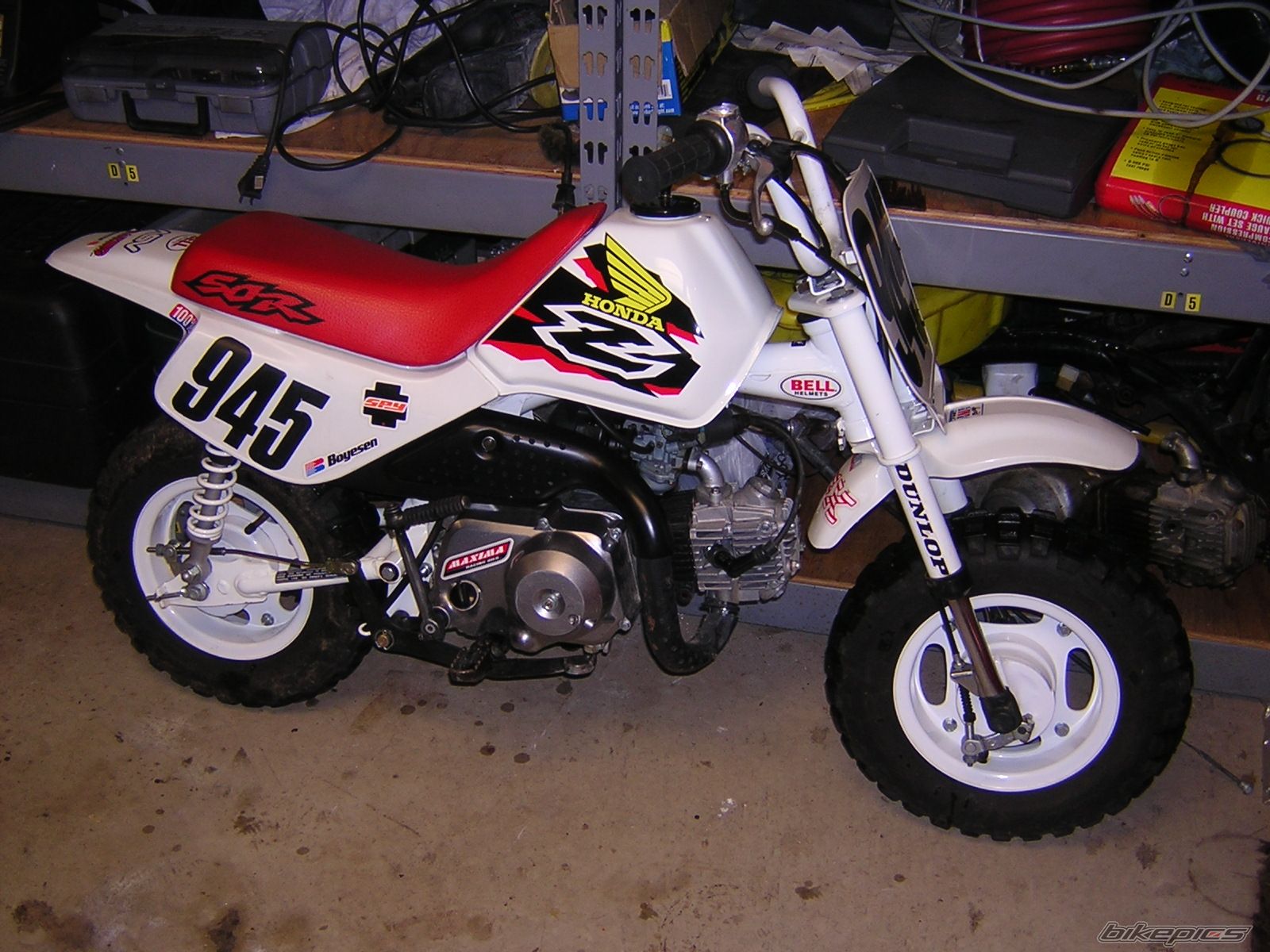 Photo 1545161