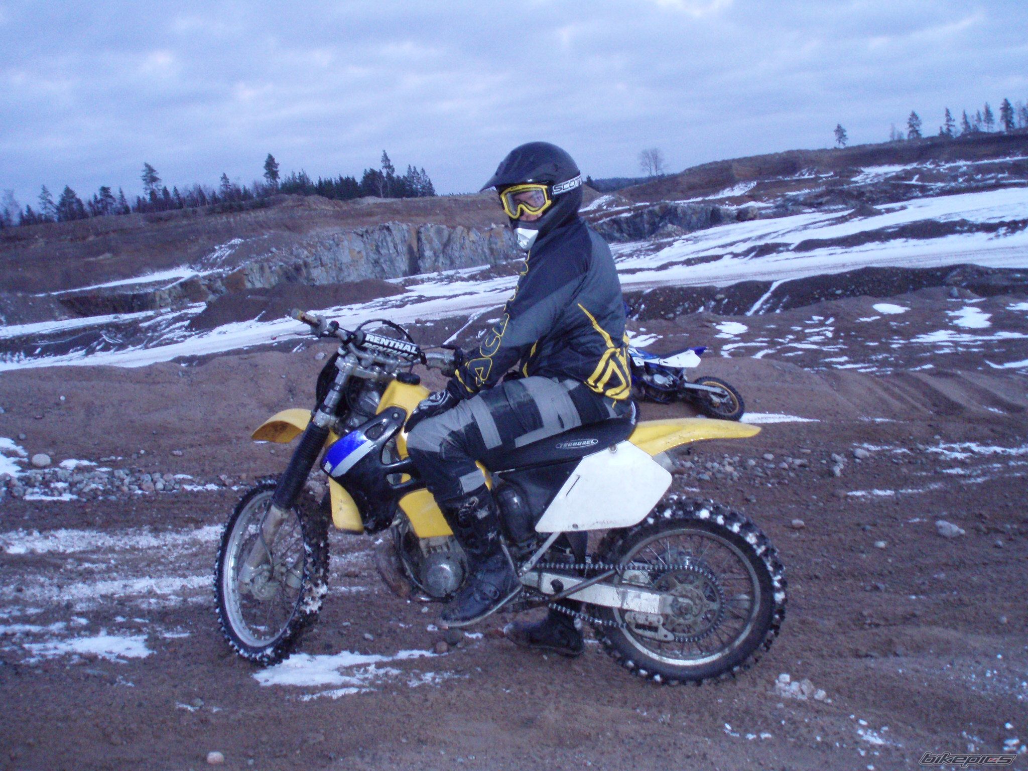 Photo 1545204