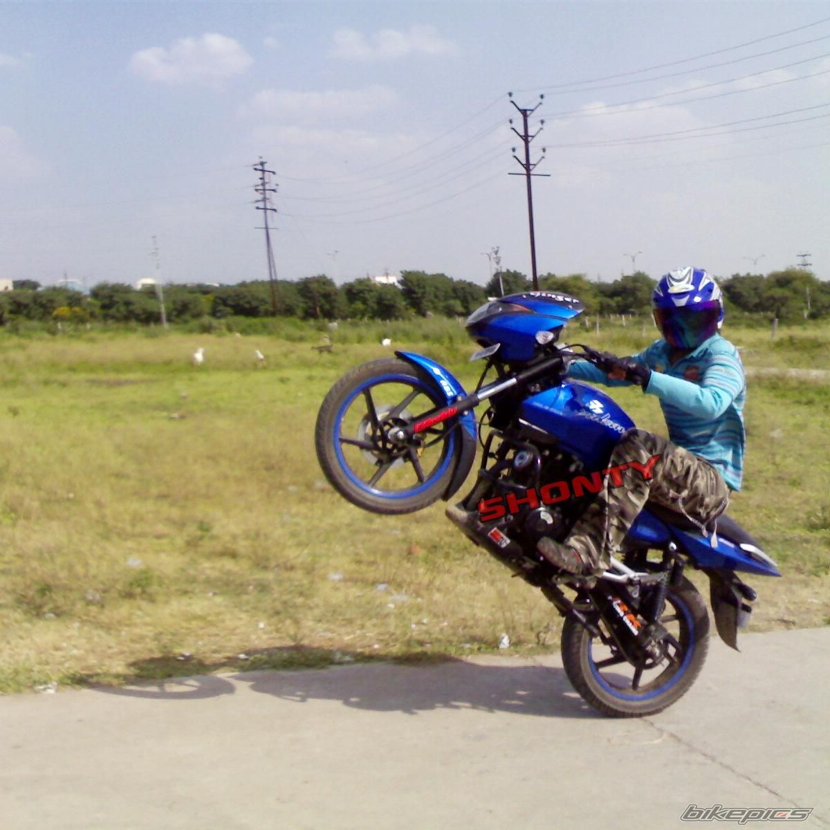 Photo 1545318