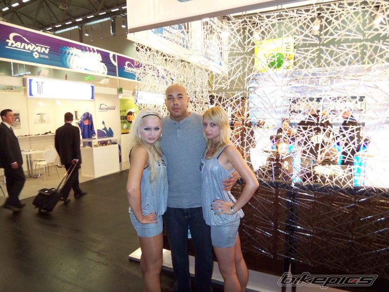 Photo 1545334