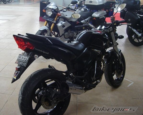 Photo 1545460