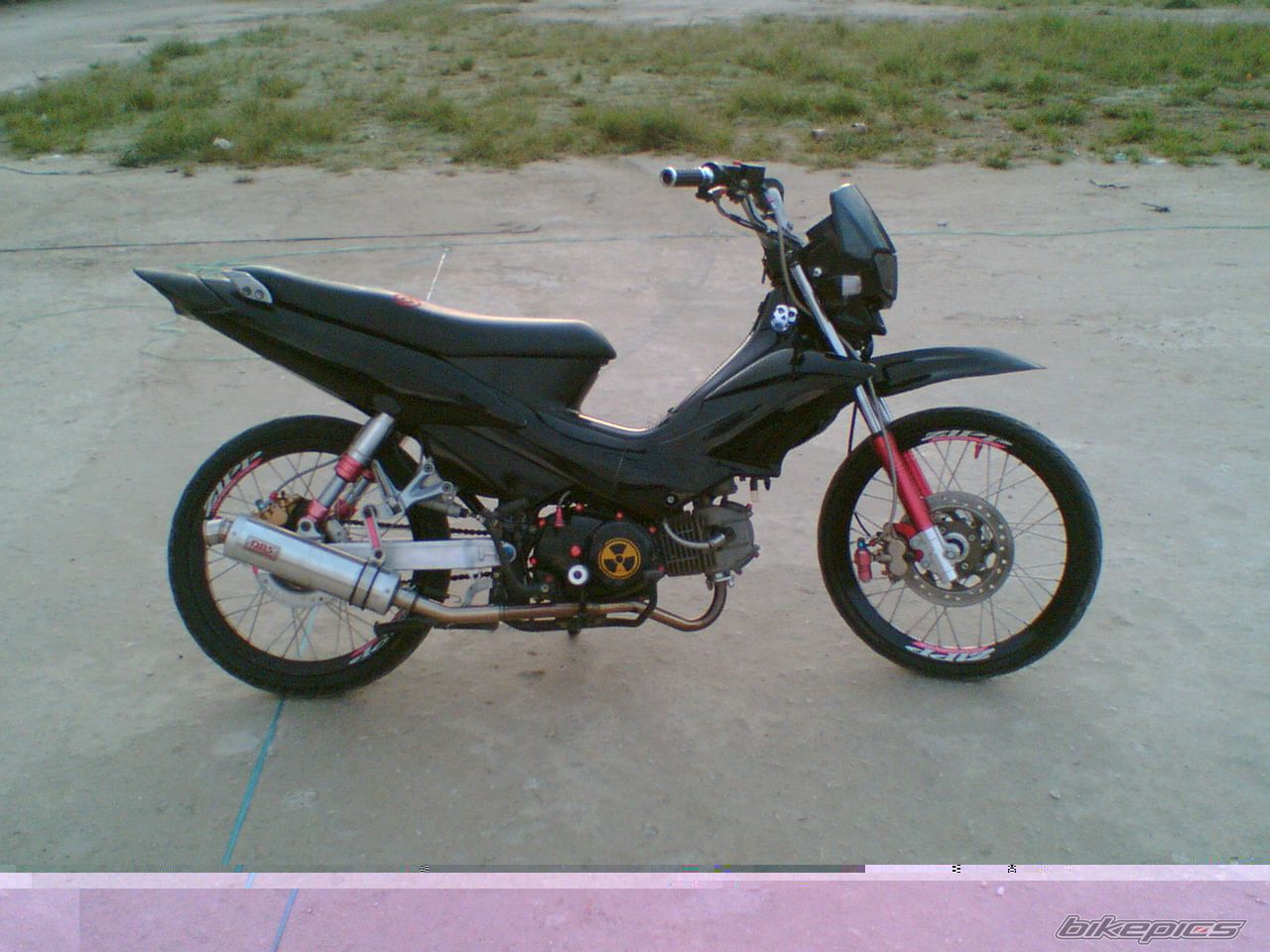 Photo 1545483