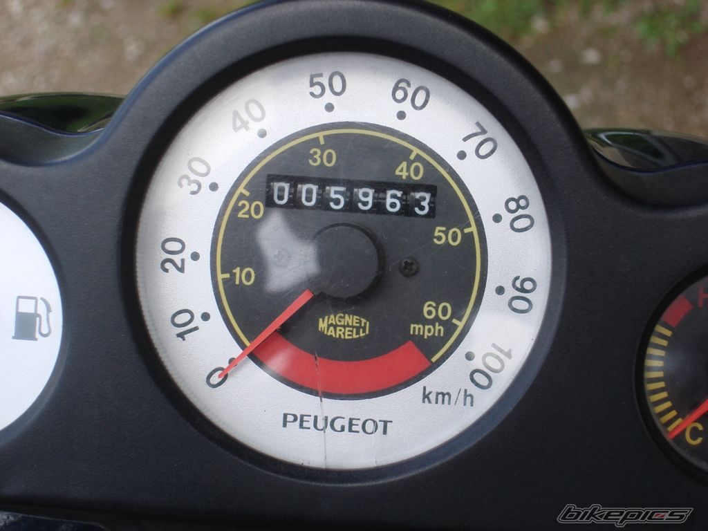 Photo 1545617