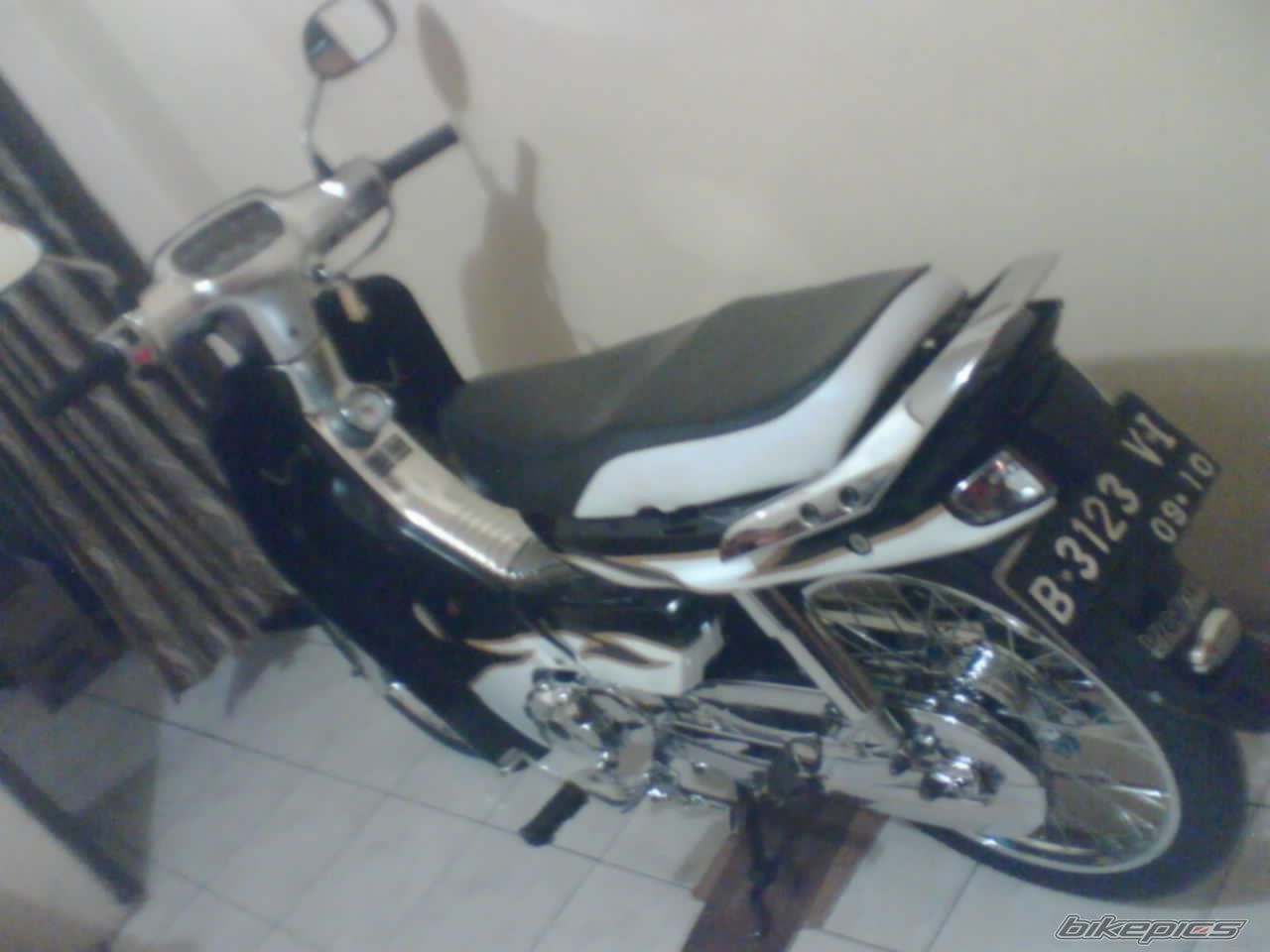 Photo 1545677