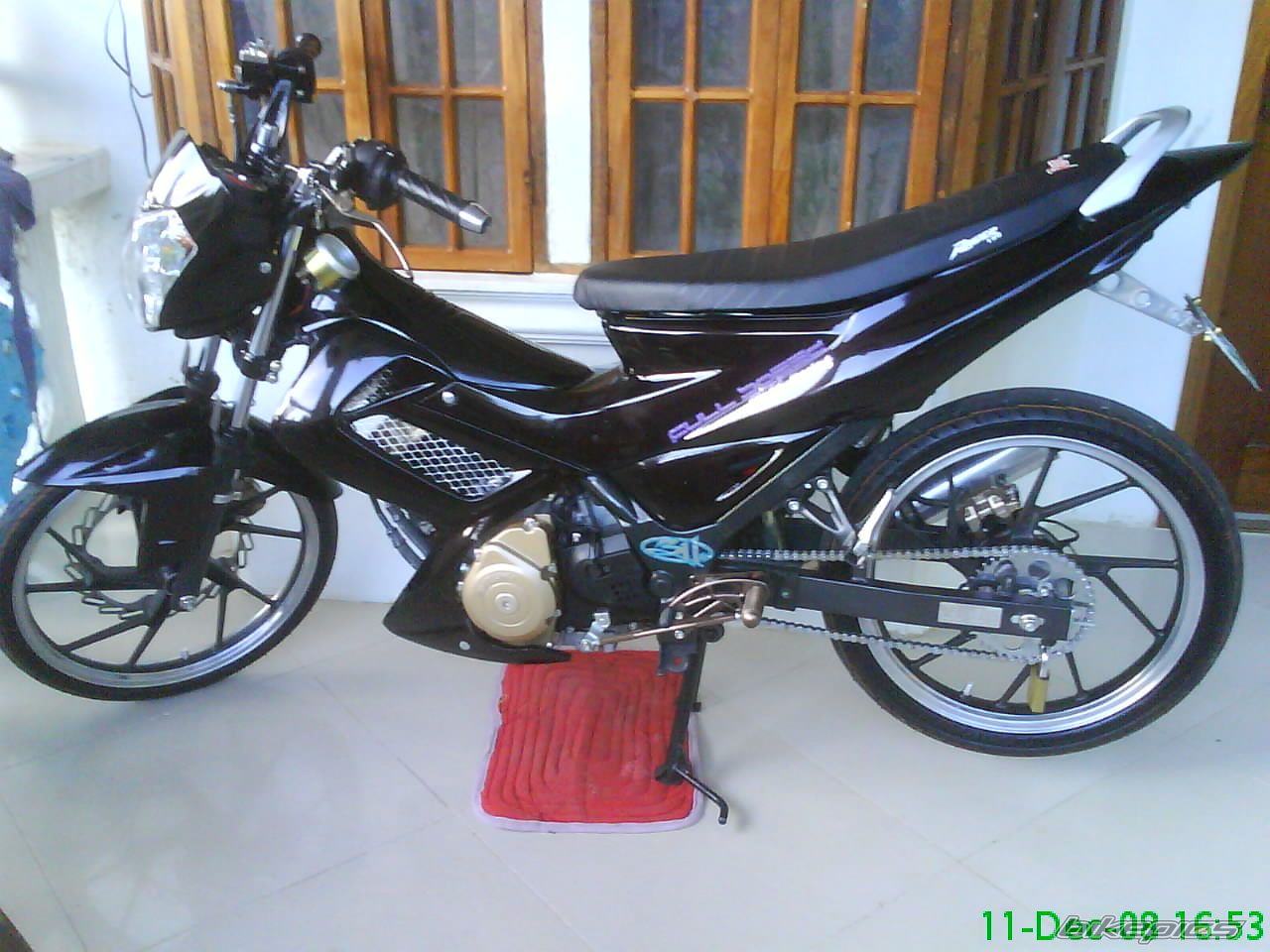 Photo 1545696