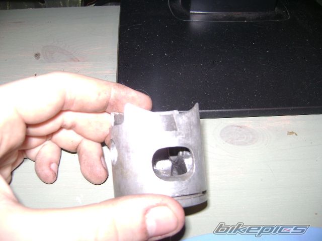 Photo 1545968