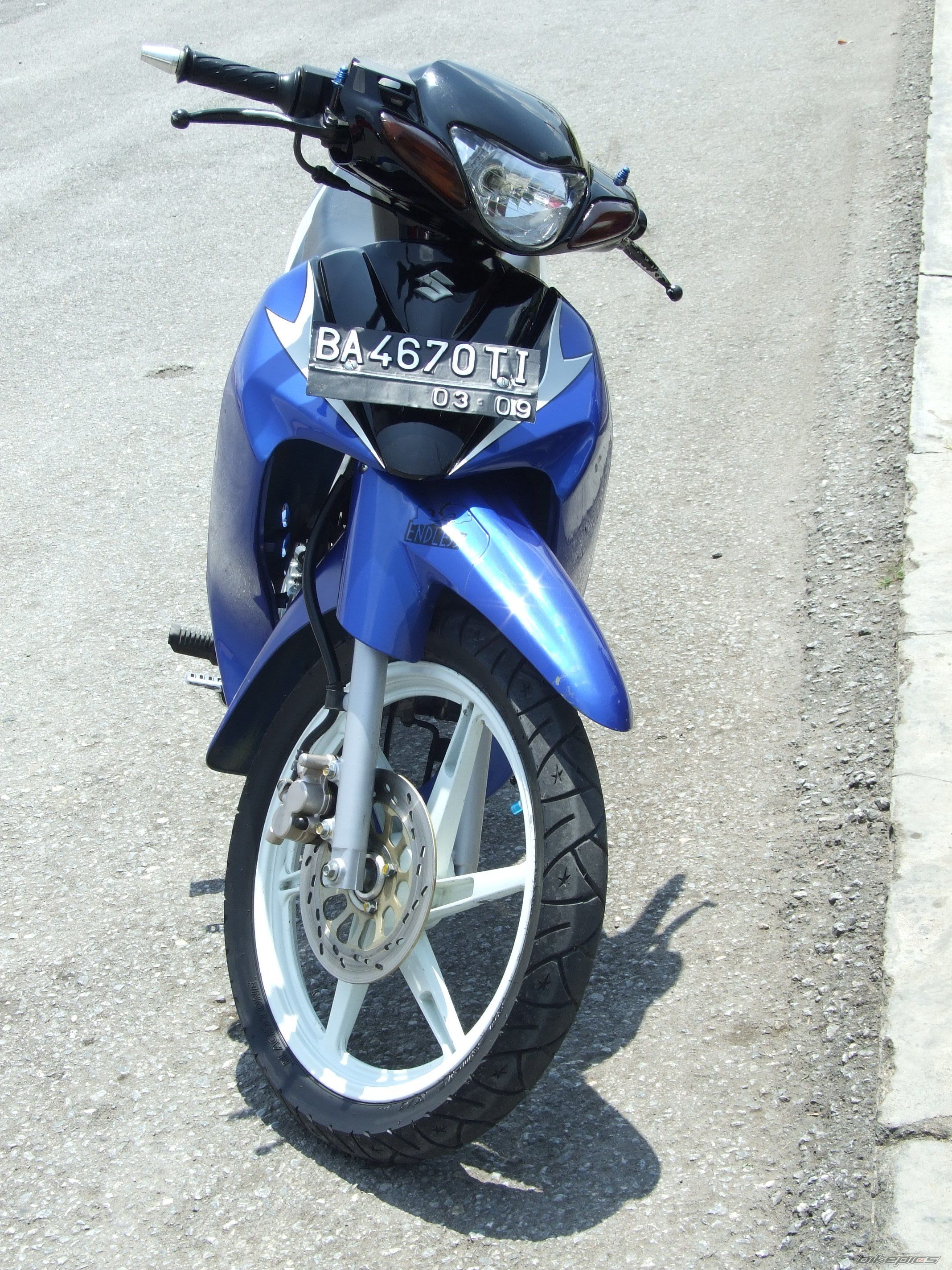Photo 1545982