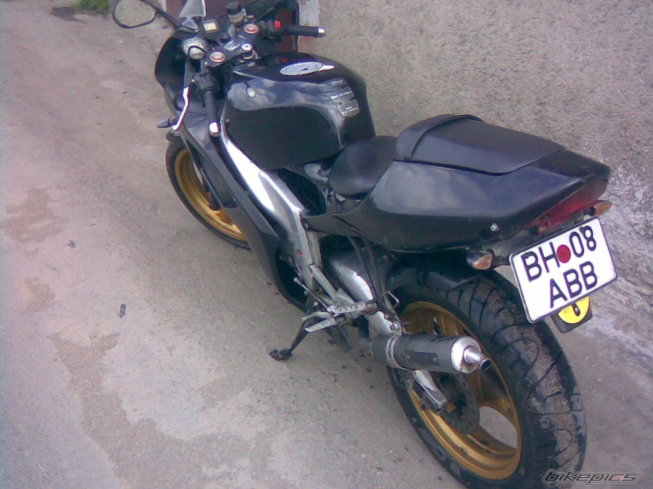 Photo 1546075