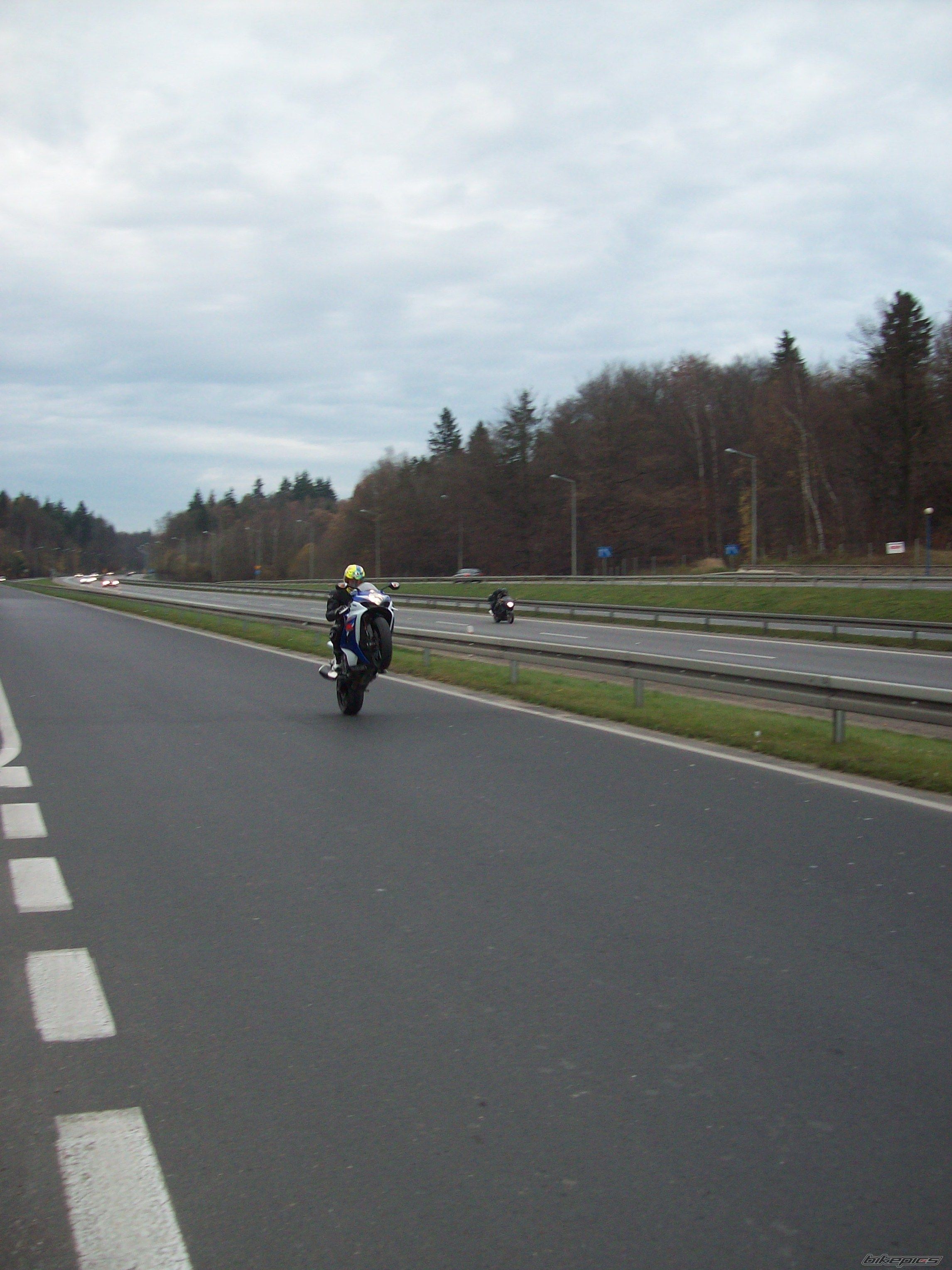 Photo 1546268