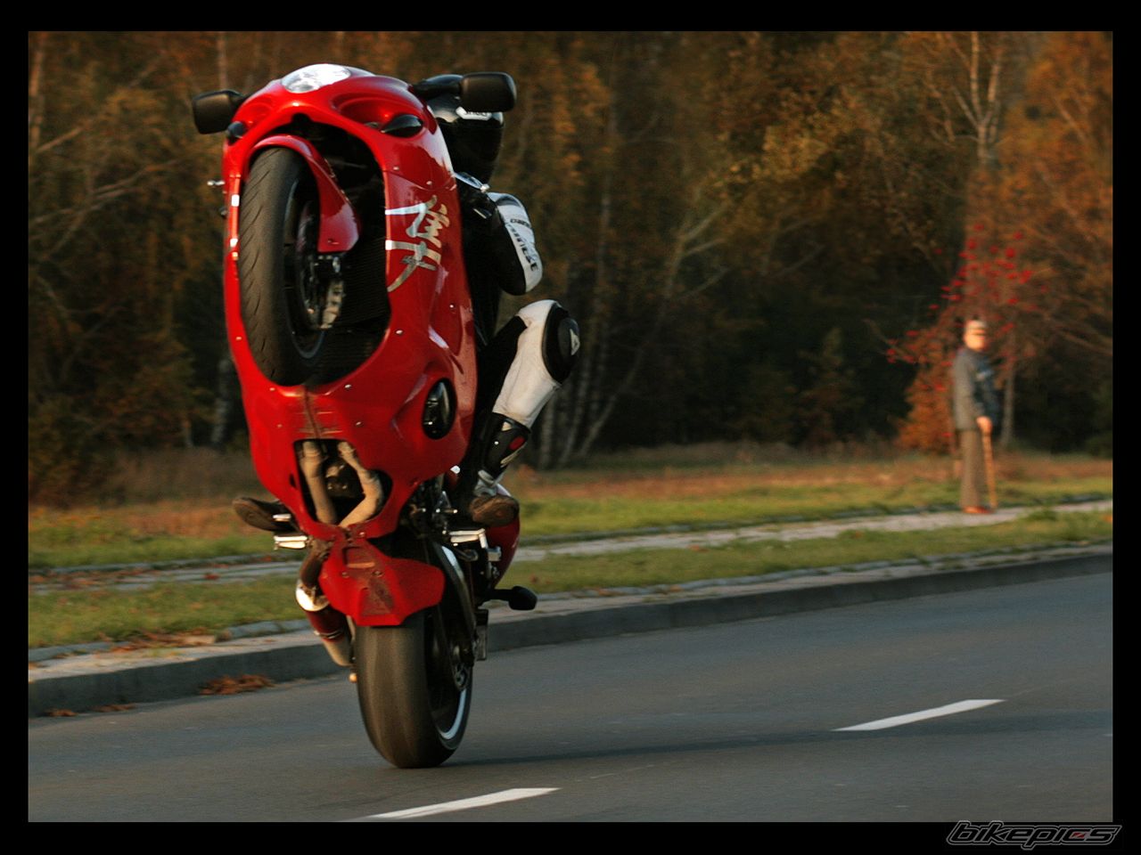 Photo 1546284