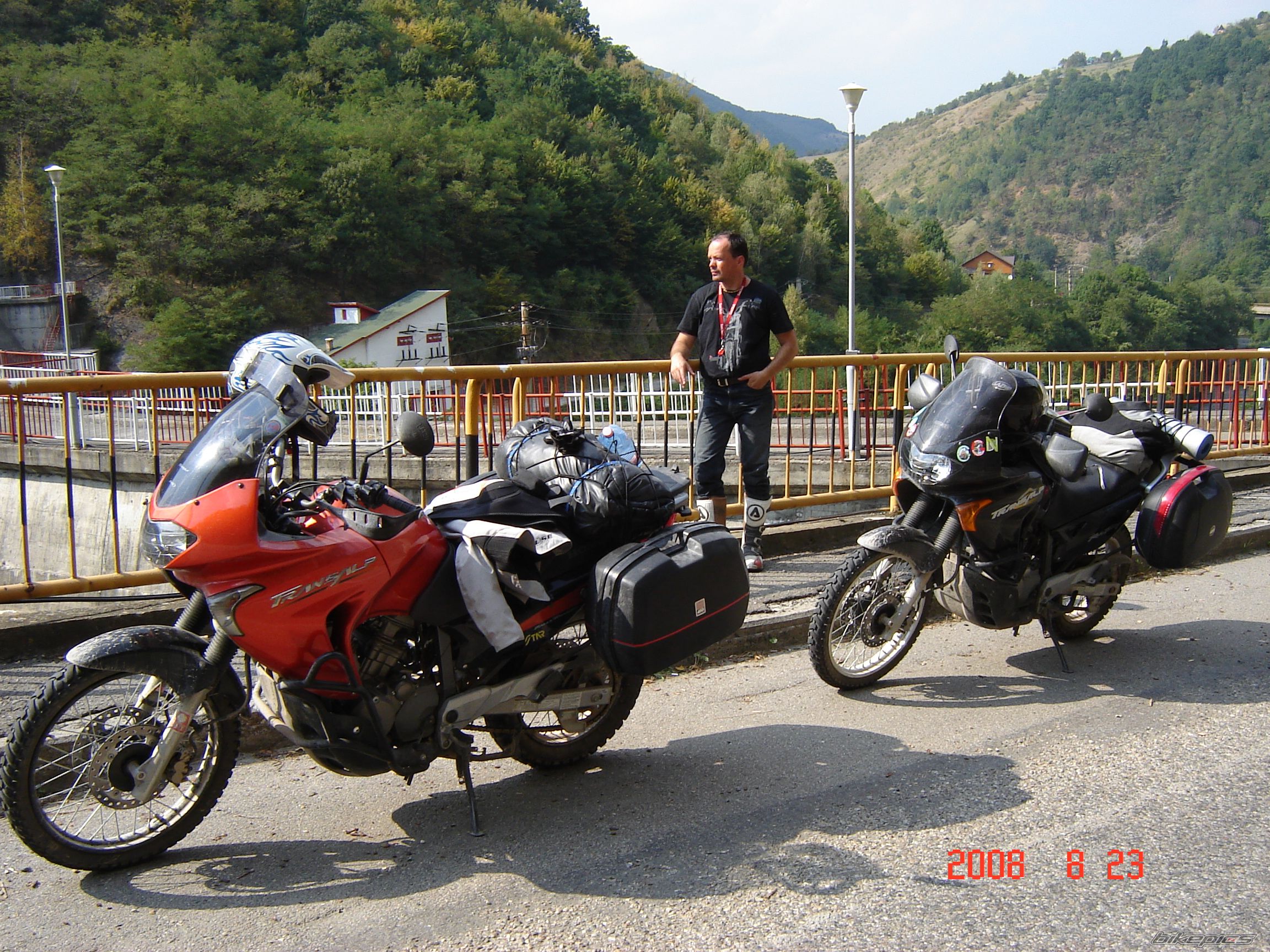 Photo 1546860