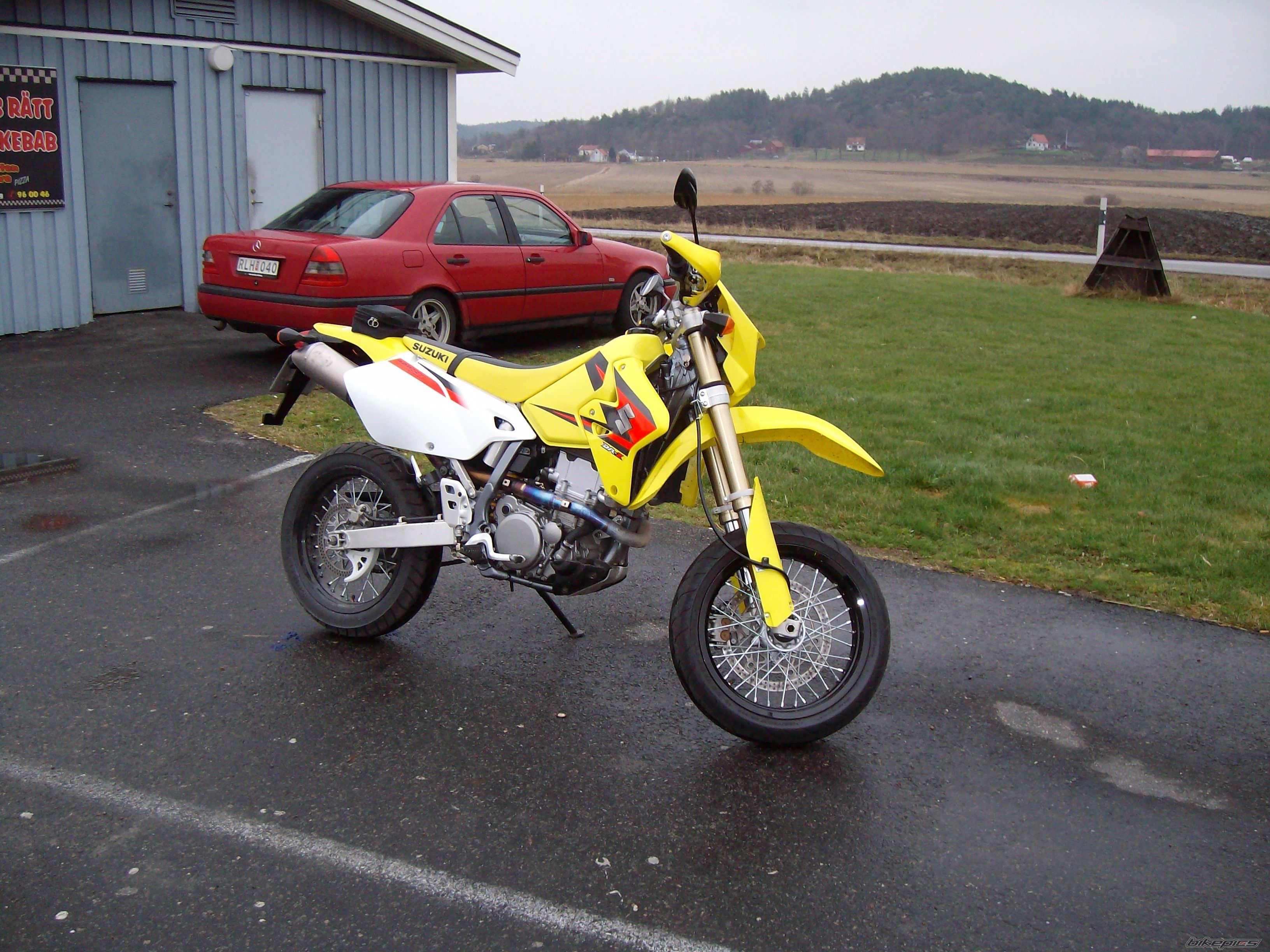 Photo 1546879