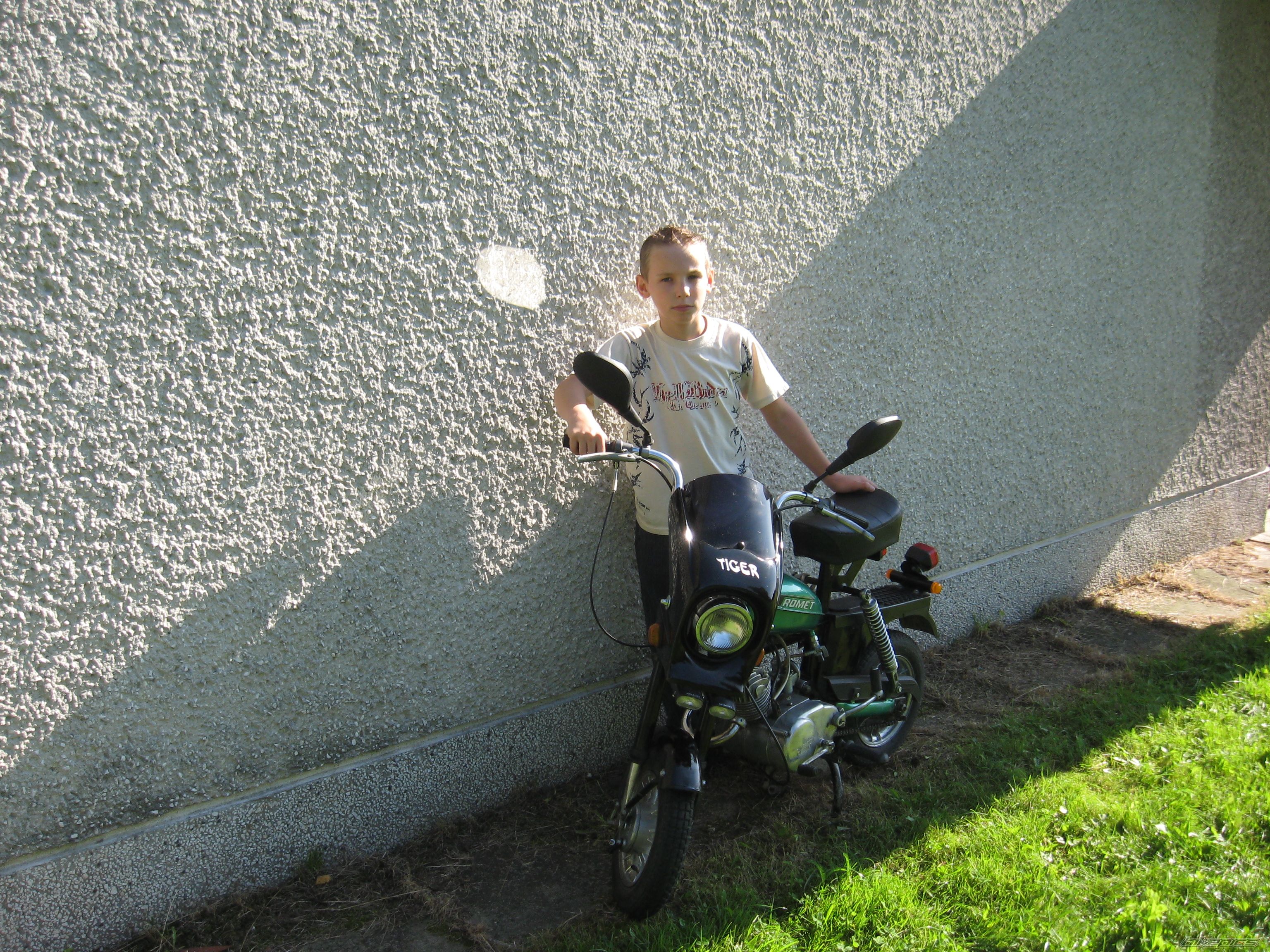 Photo 1547950