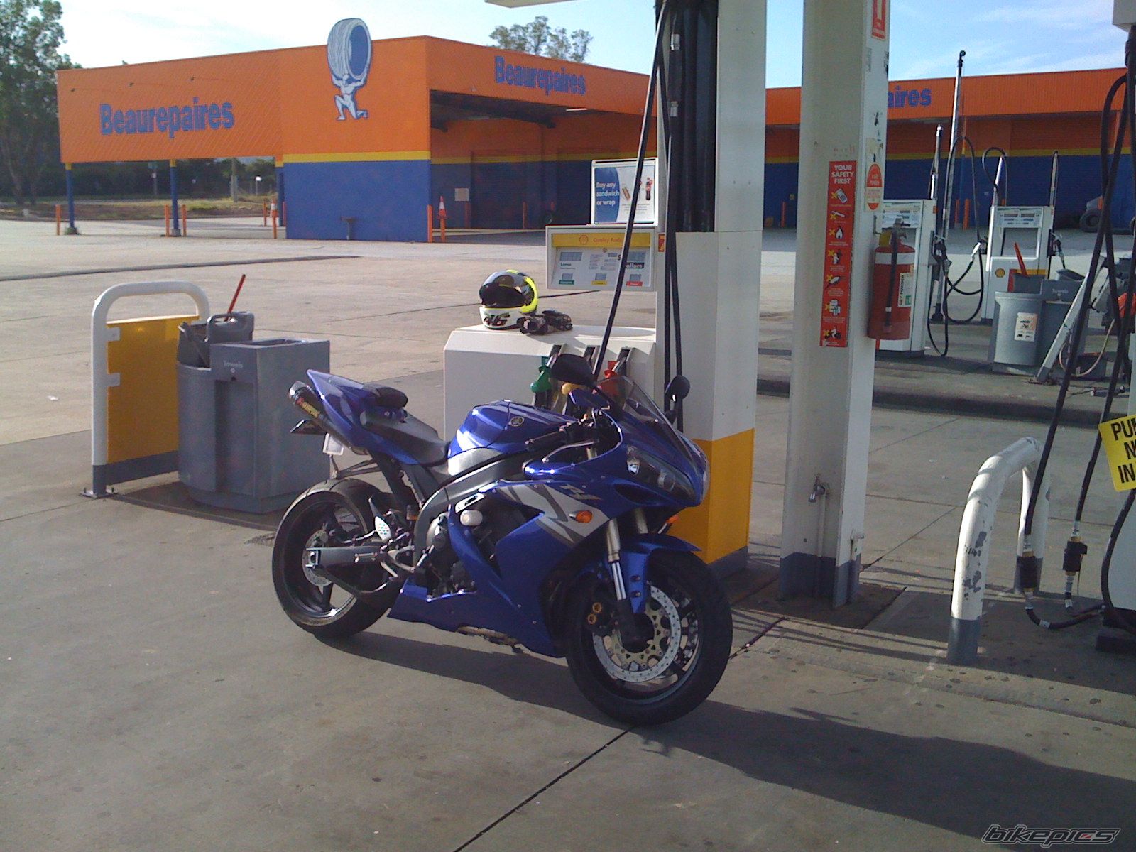 Photo 1548192