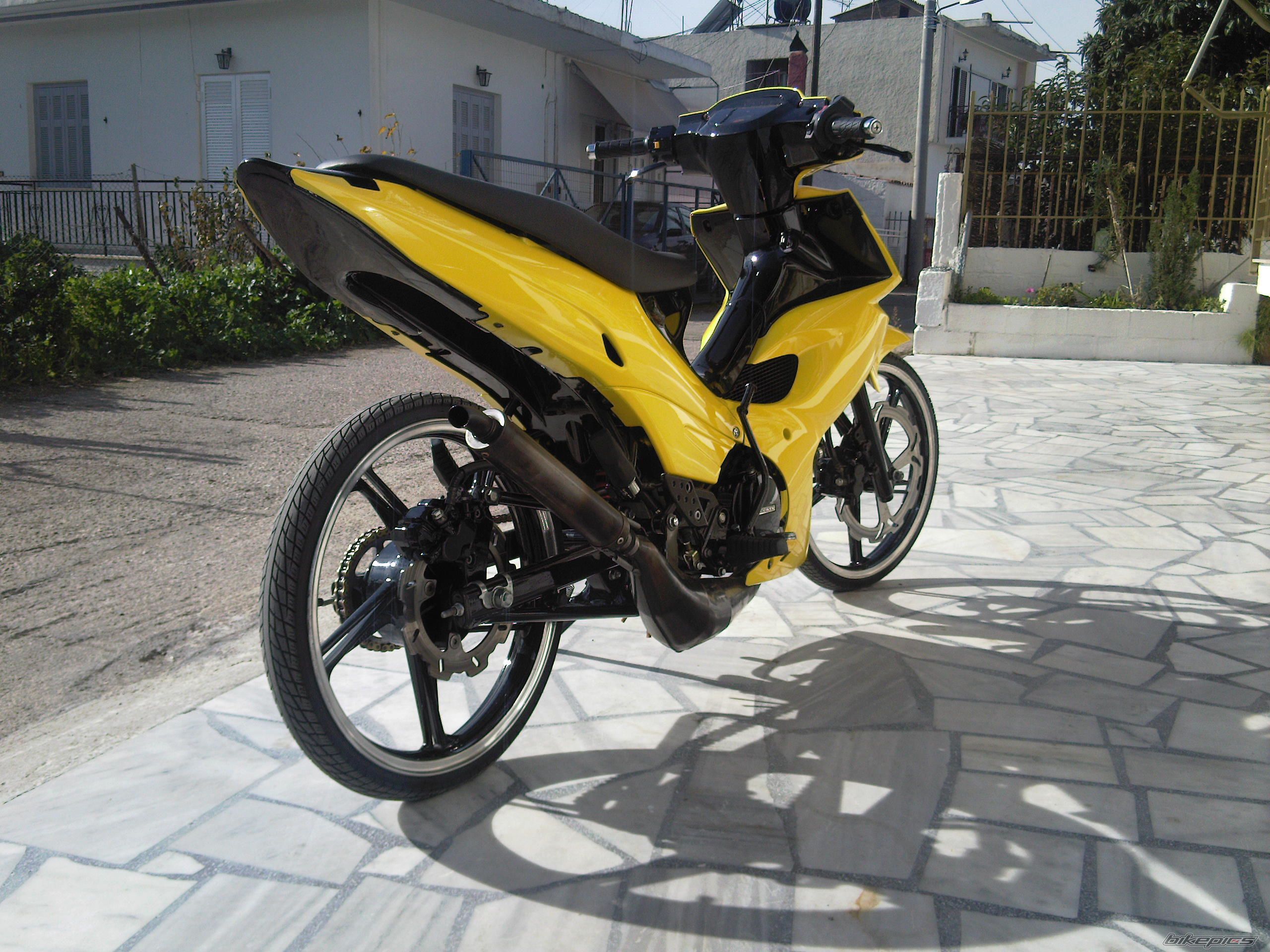 Photo 1548419