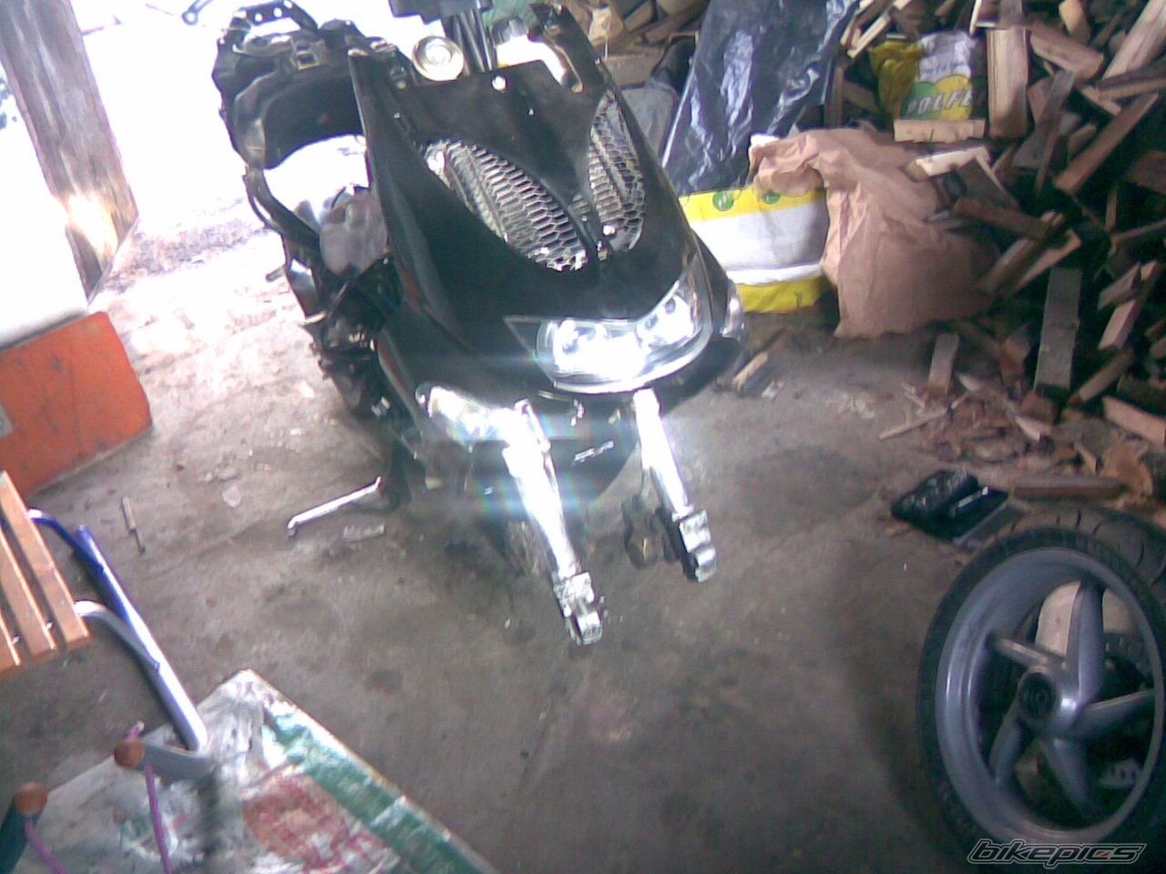 Photo 1548885