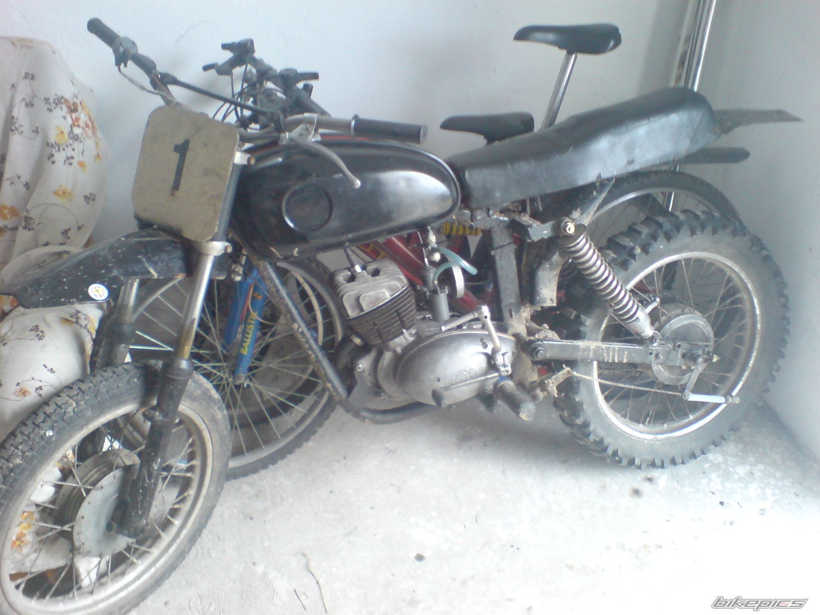 Photo 1548902
