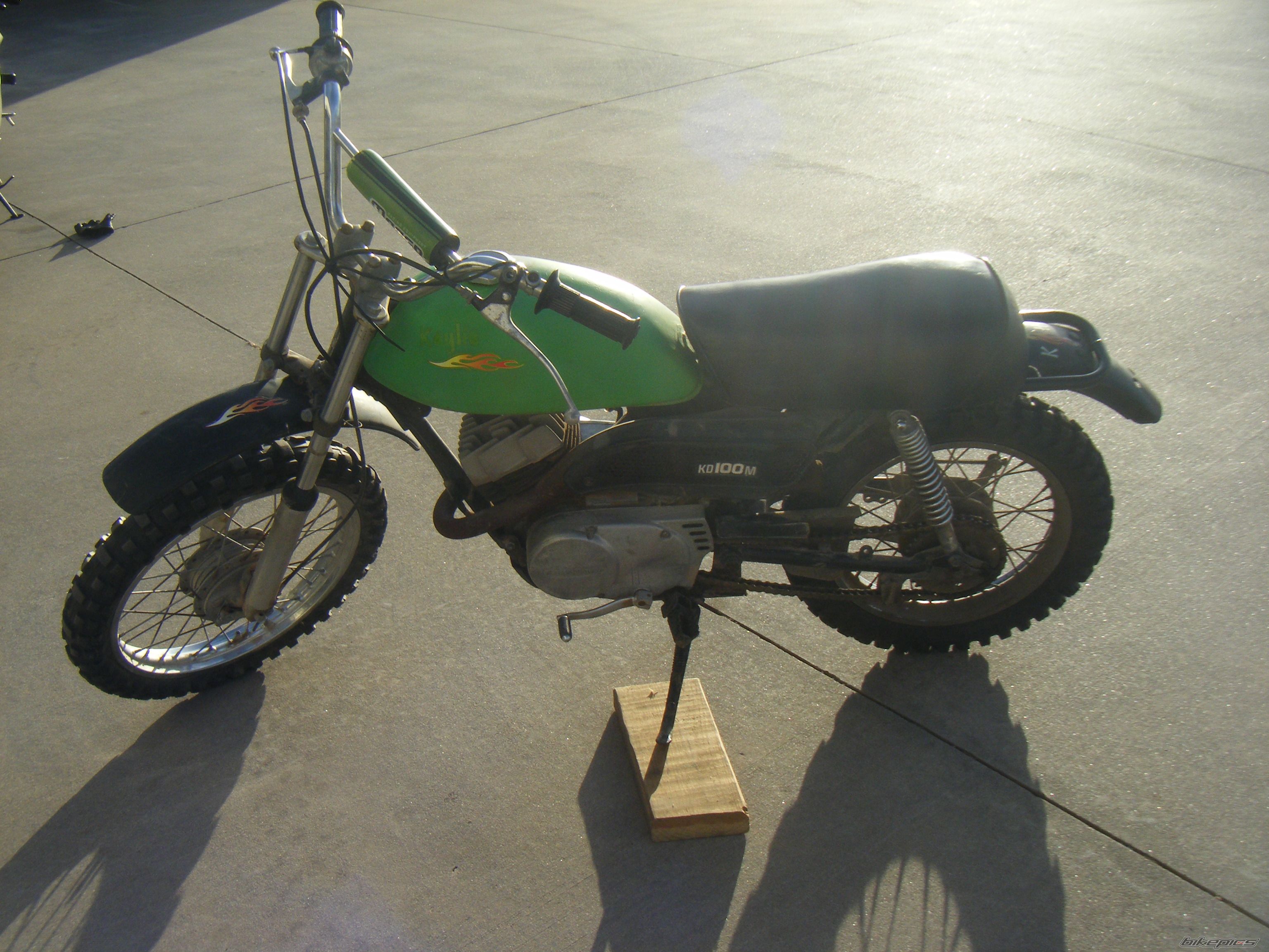 Photo 1549007