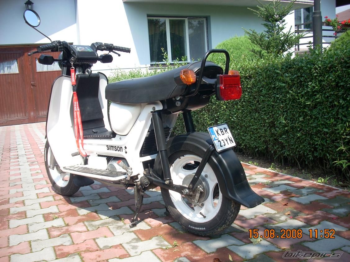 Photo 1549076