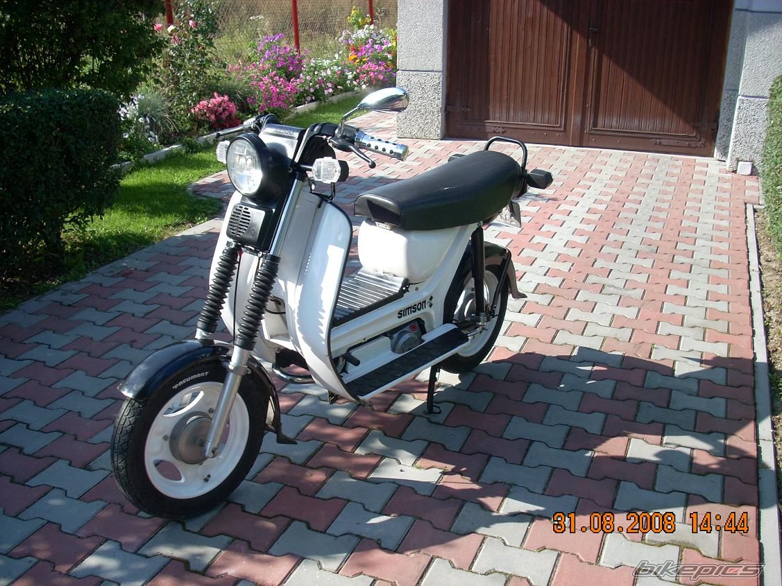 Photo 1549077