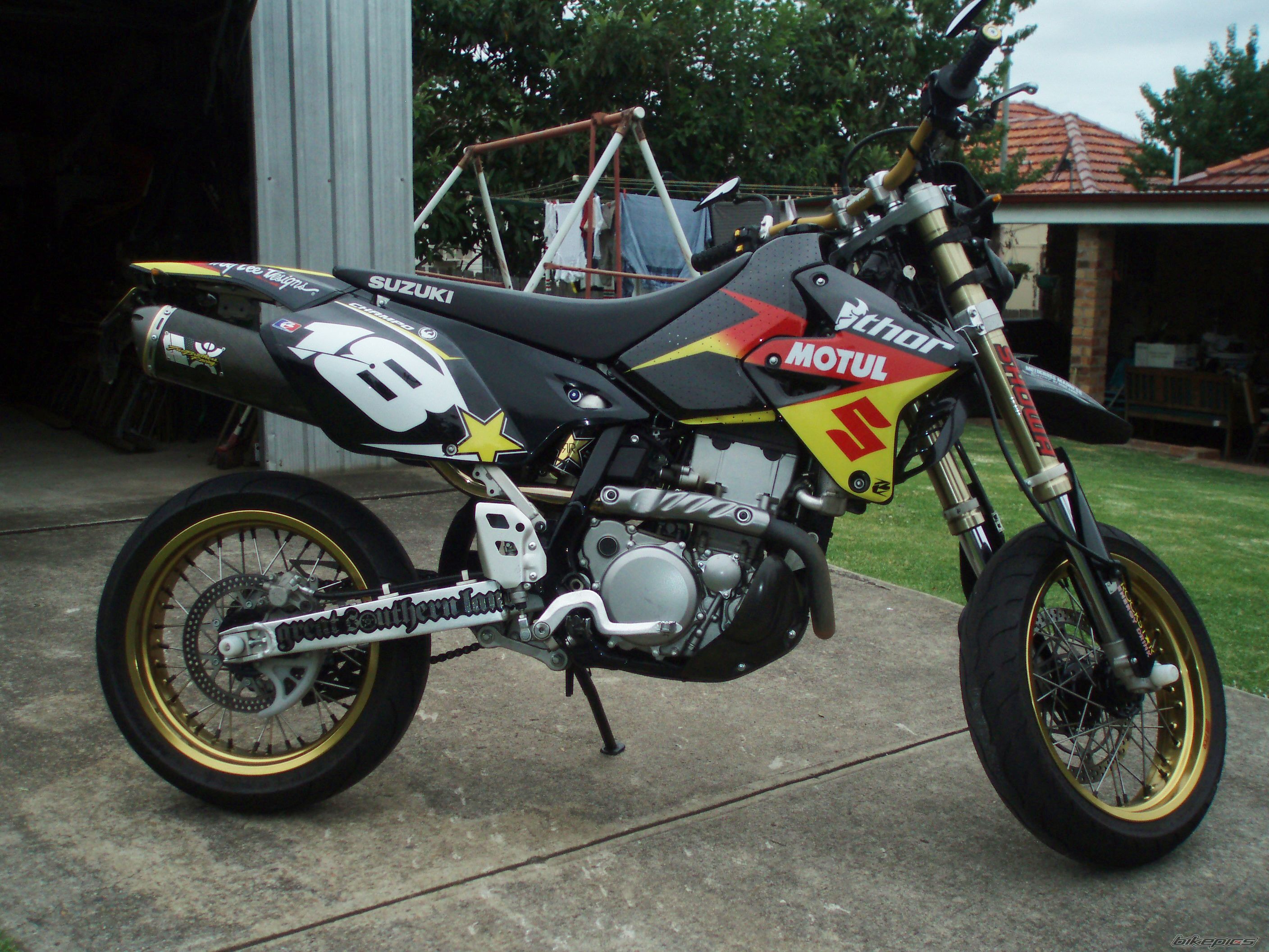 Photo 1549245