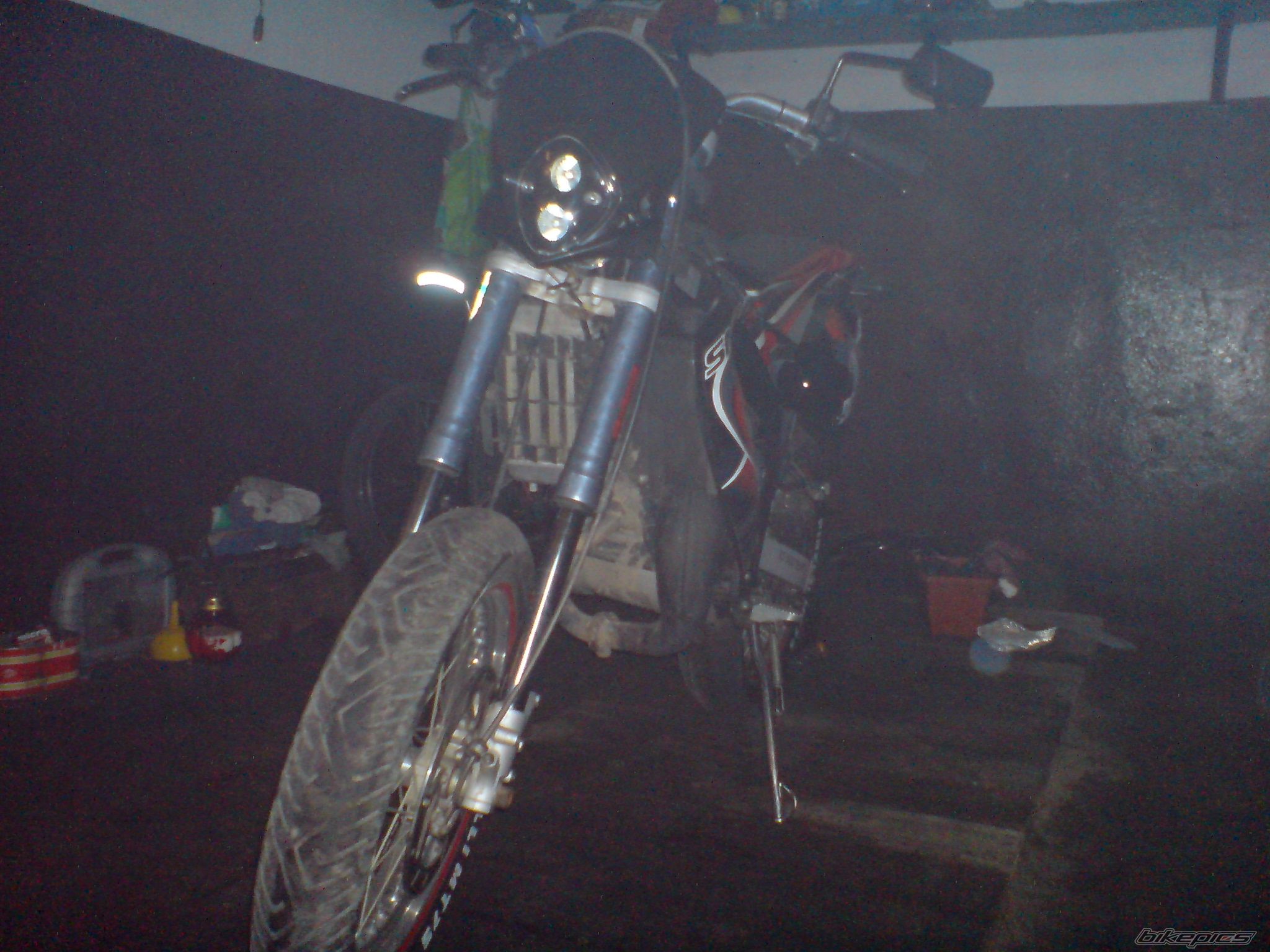 Photo 1549503