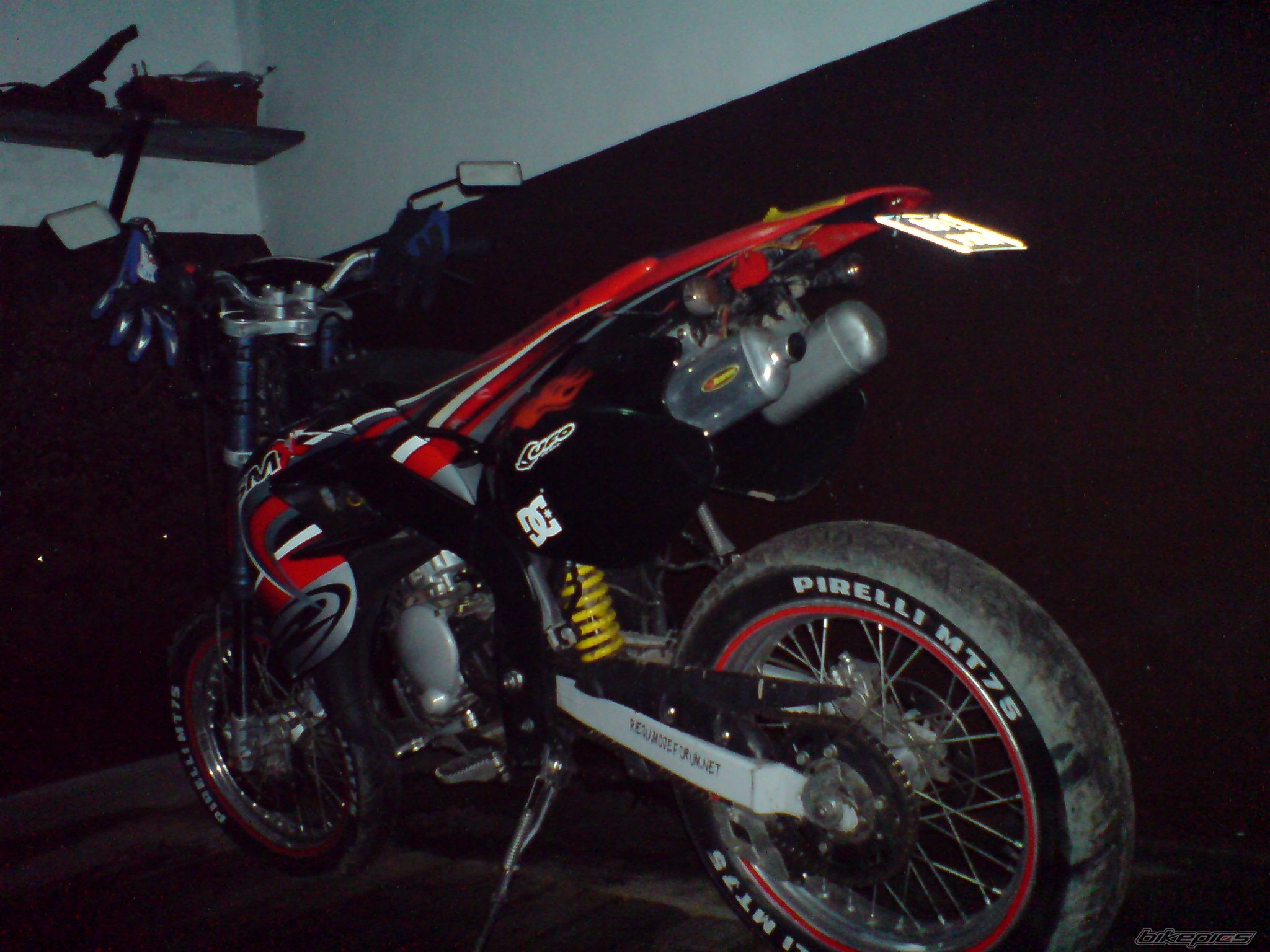 Photo 1549509