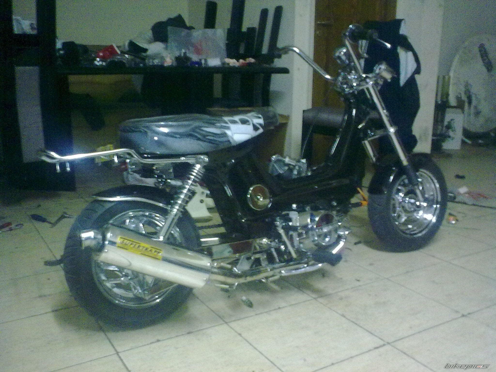 Photo 1549629