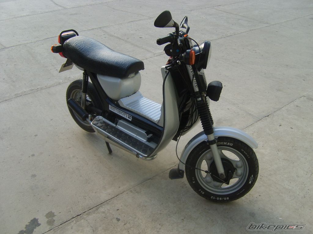 Photo 1549747