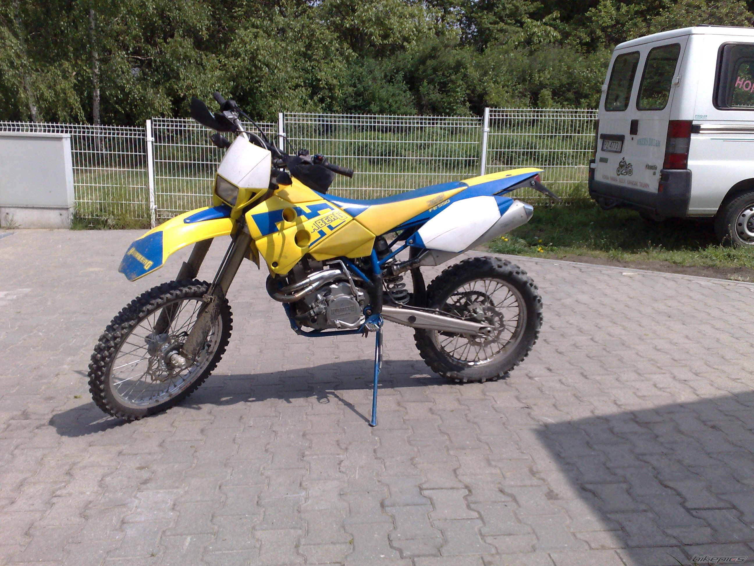 Photo 1549813