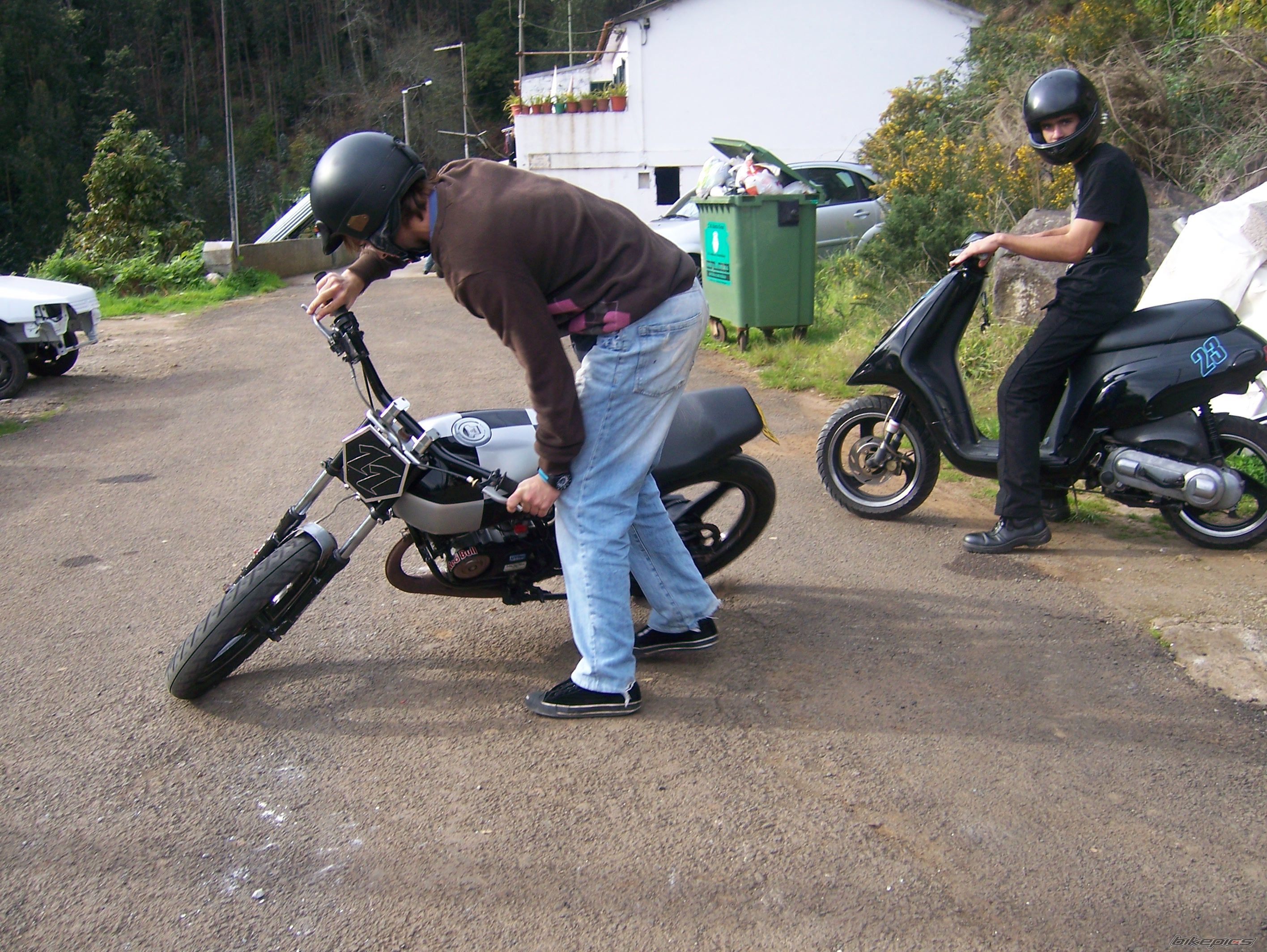 Photo 1549837