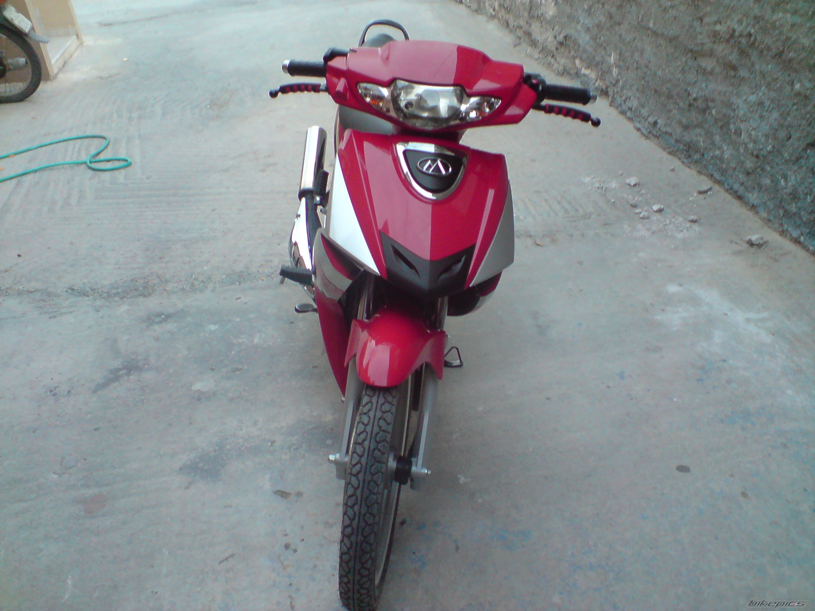 Photo 1549907