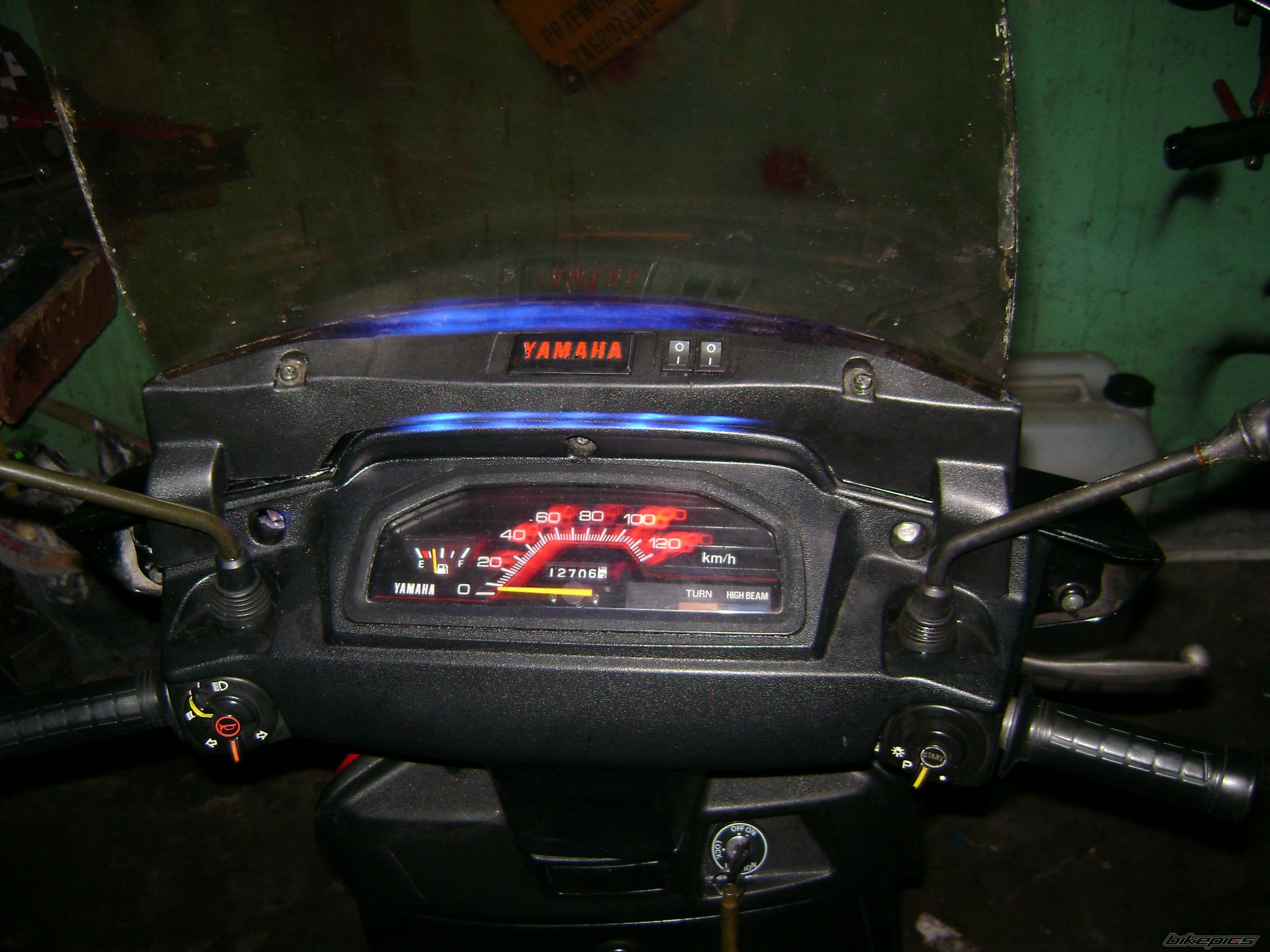 Photo 1549963