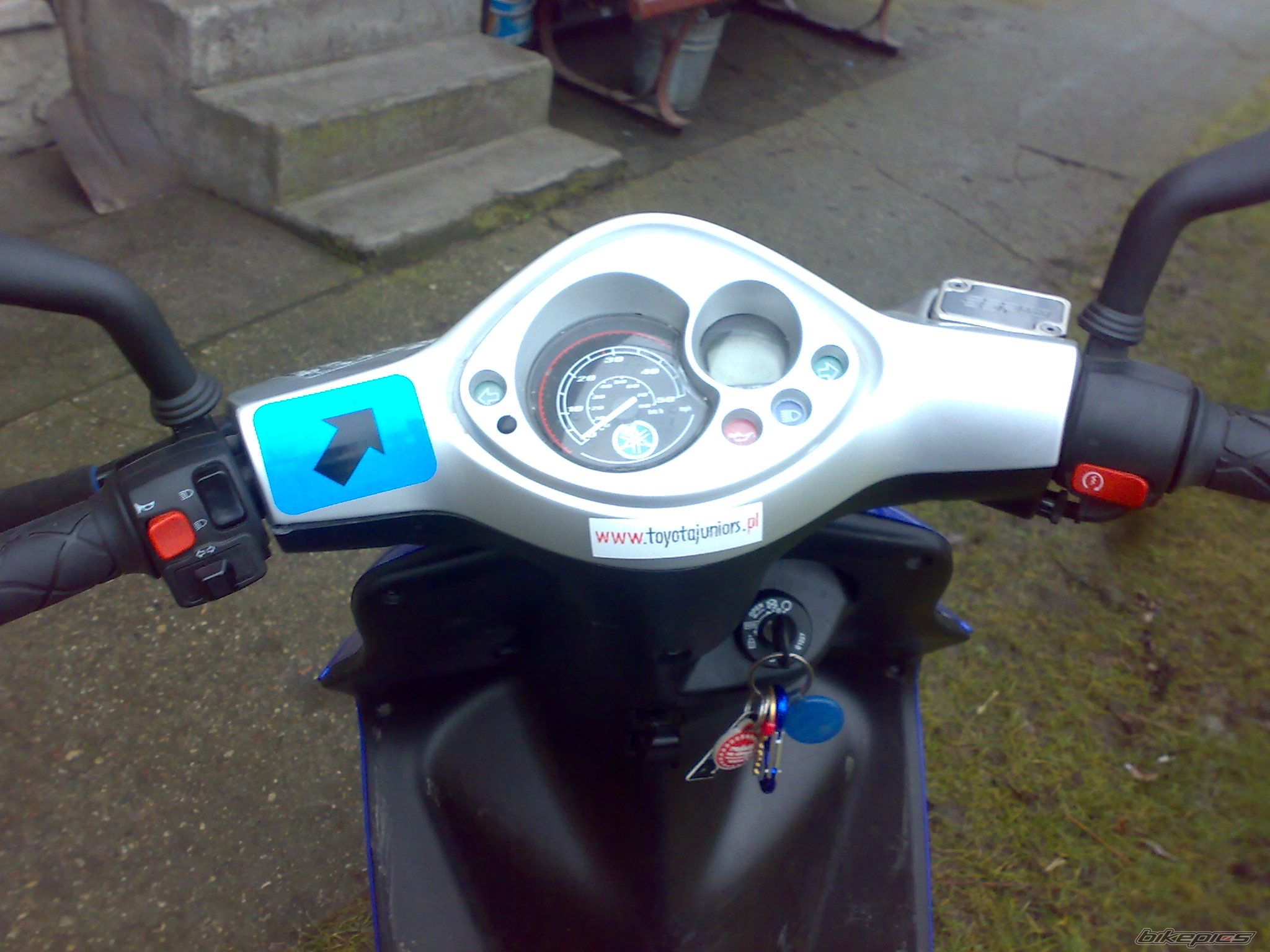 Photo 1551079
