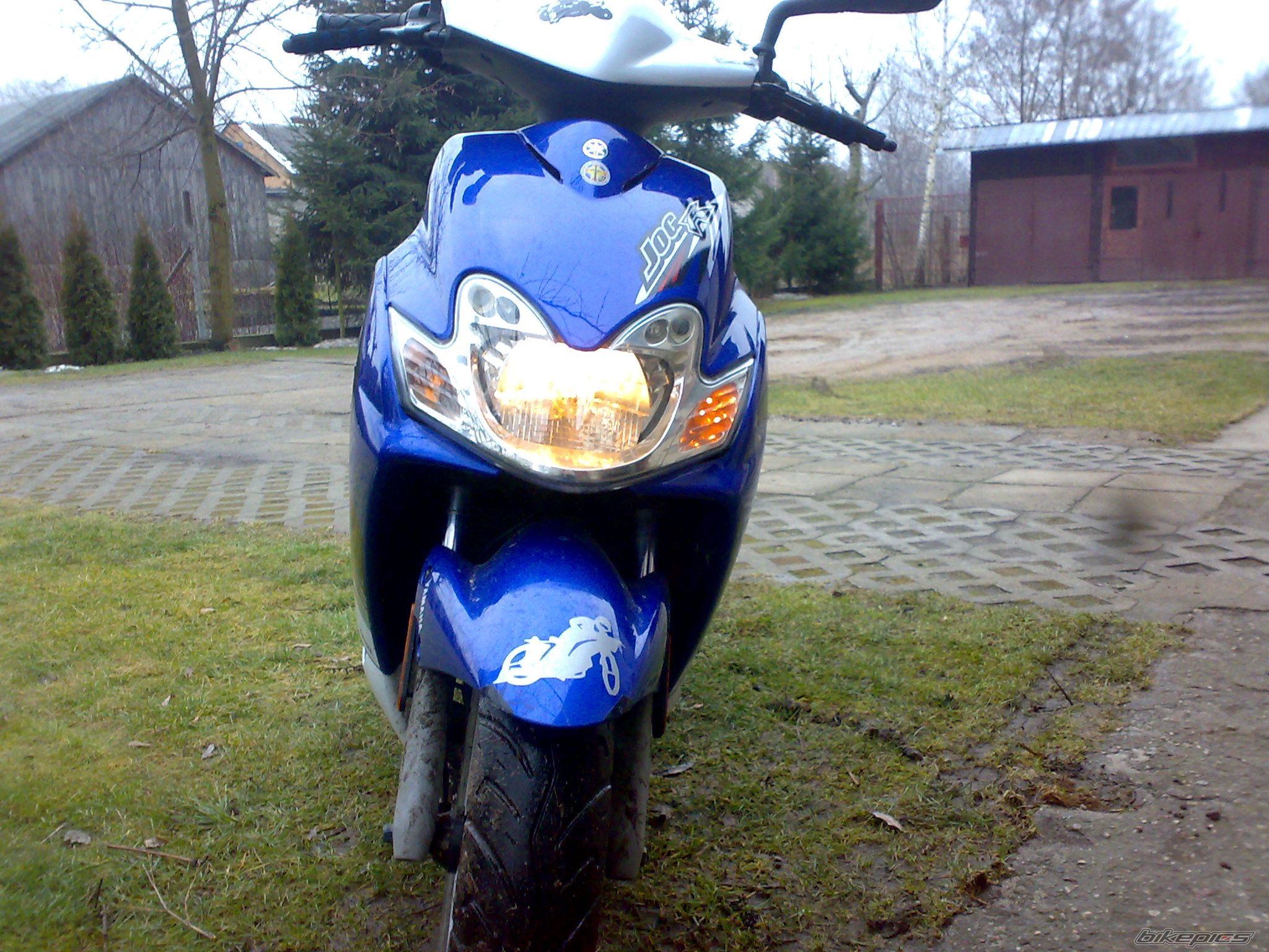 Photo 1551090