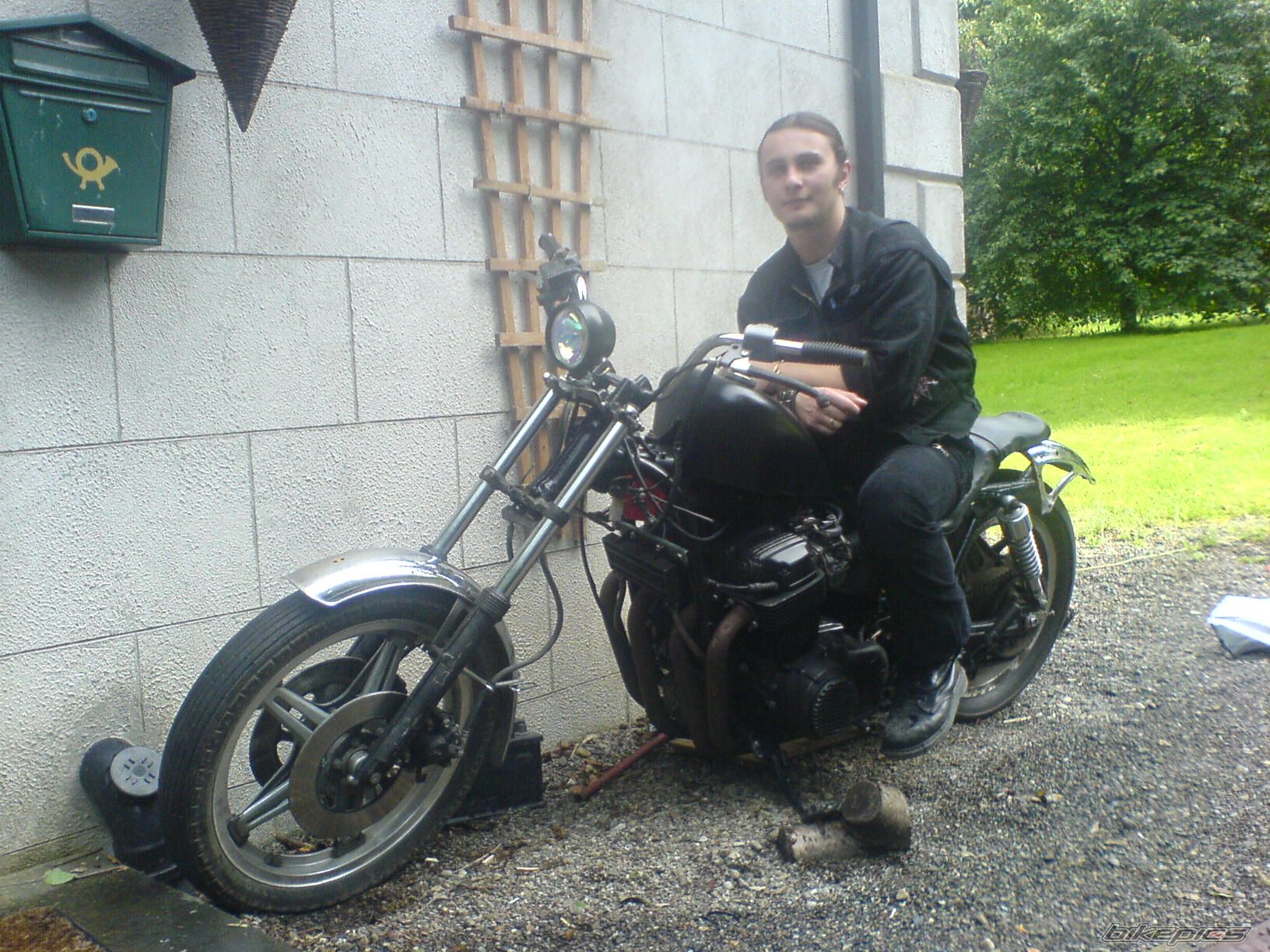Photo 1551332