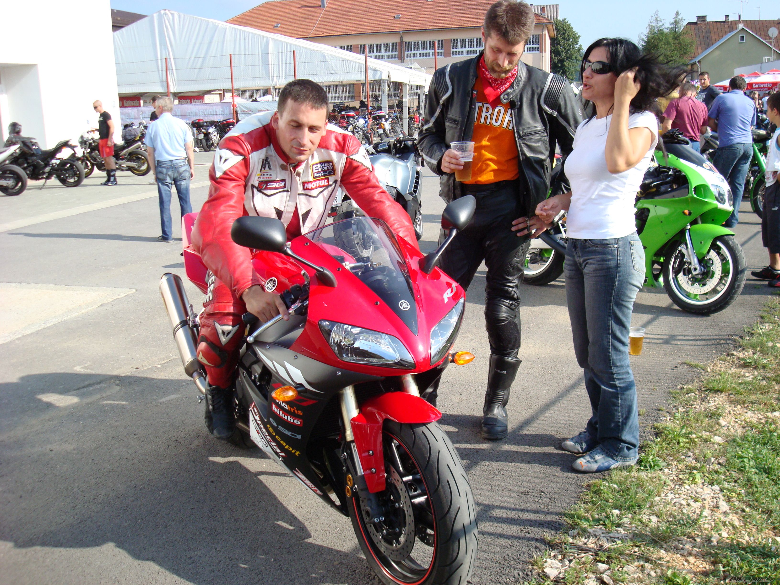 Photo 1551370