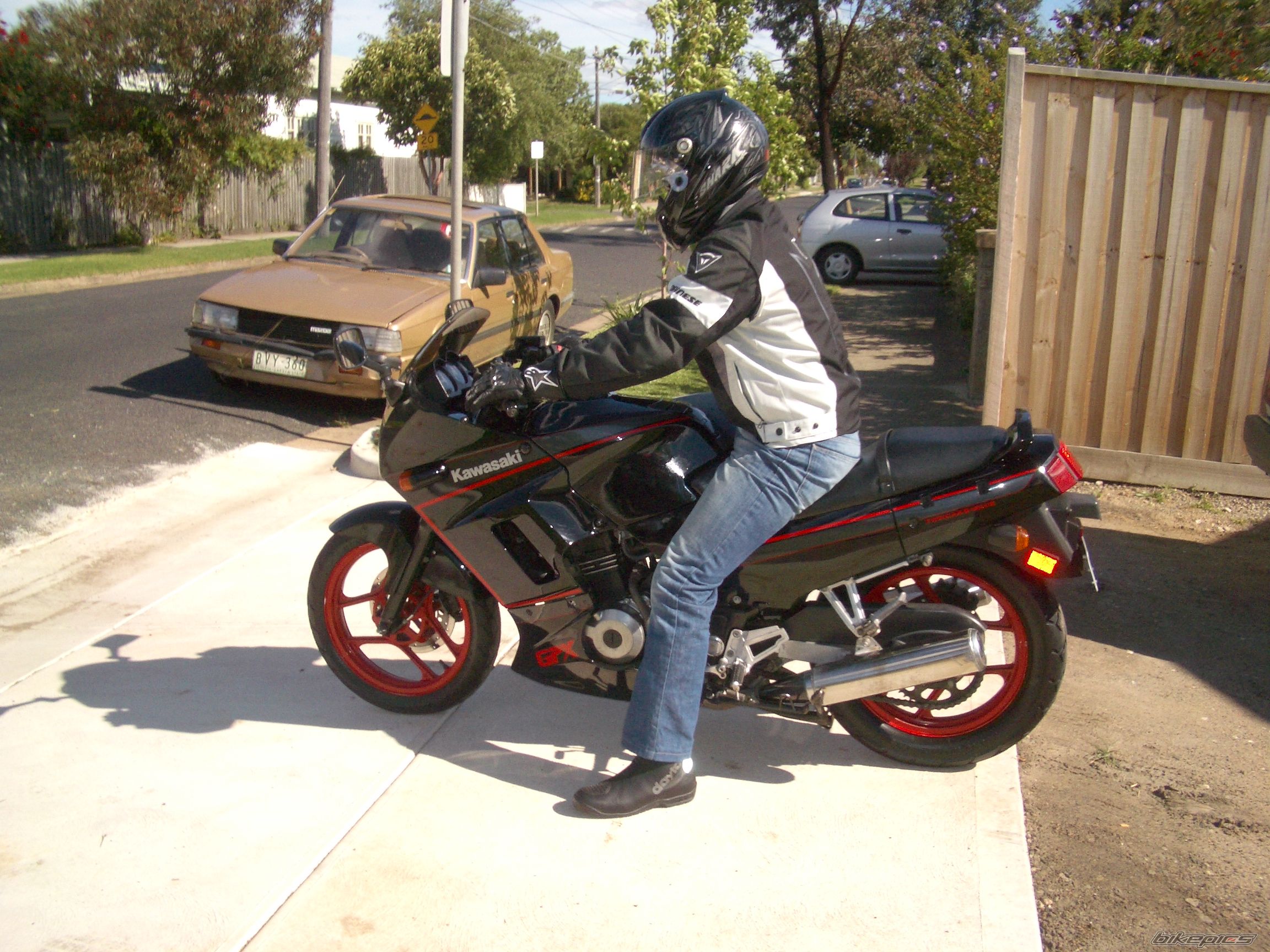 Photo 1551410
