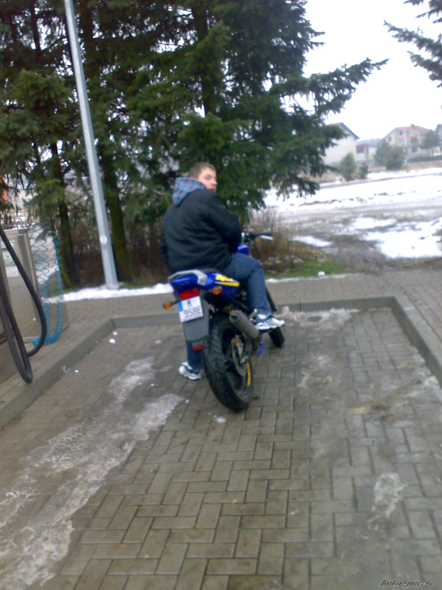 Photo 1551440