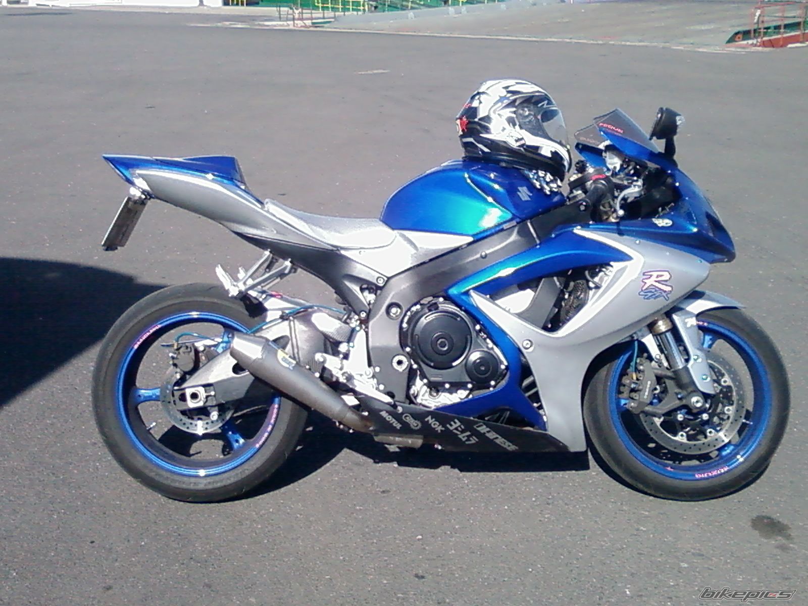 Photo 1551483