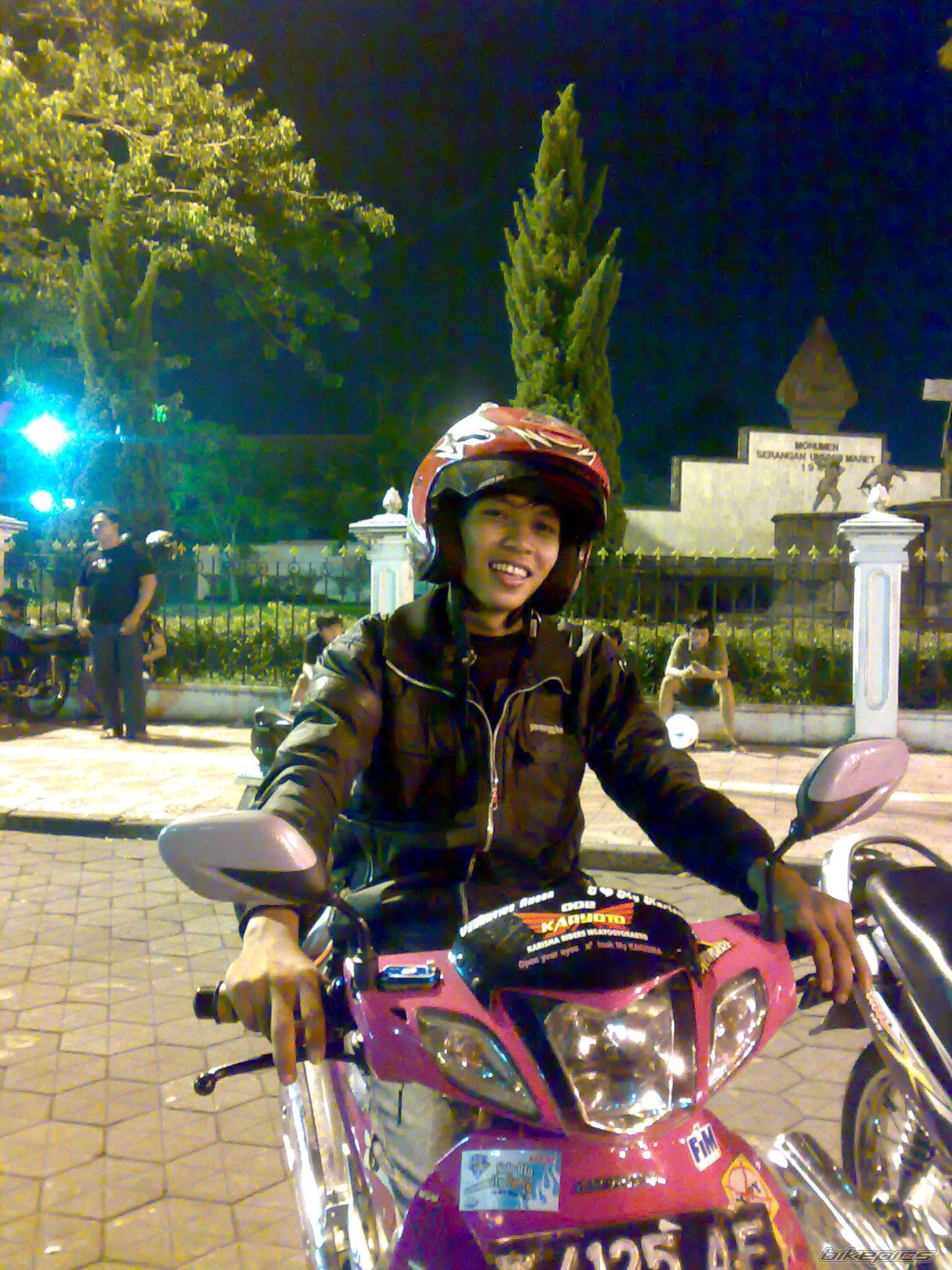 Photo 1551887