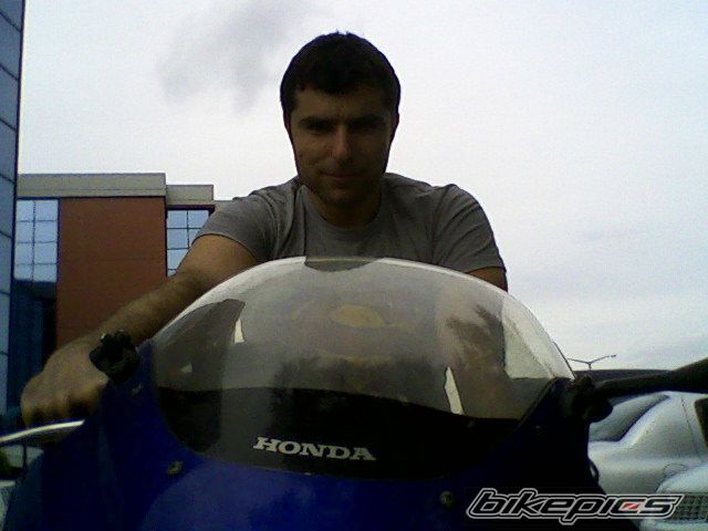 Photo 1551993