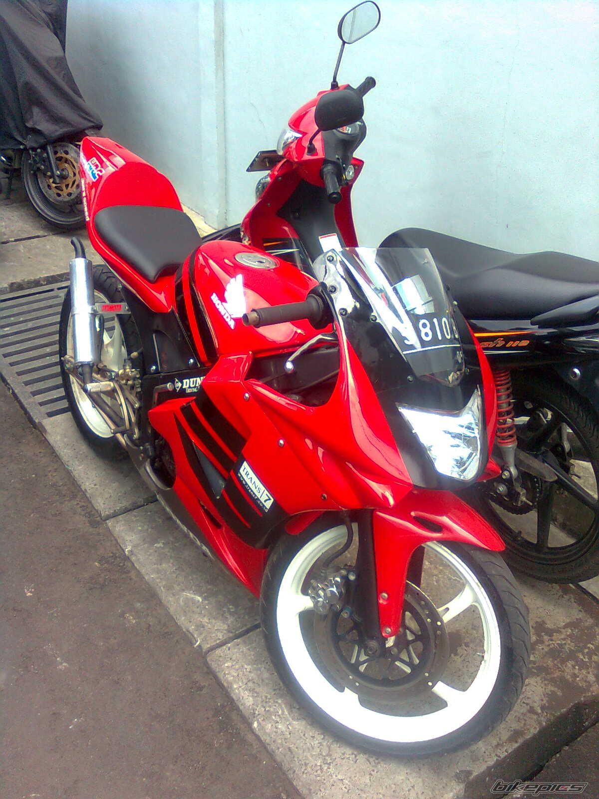 Photo 1552112